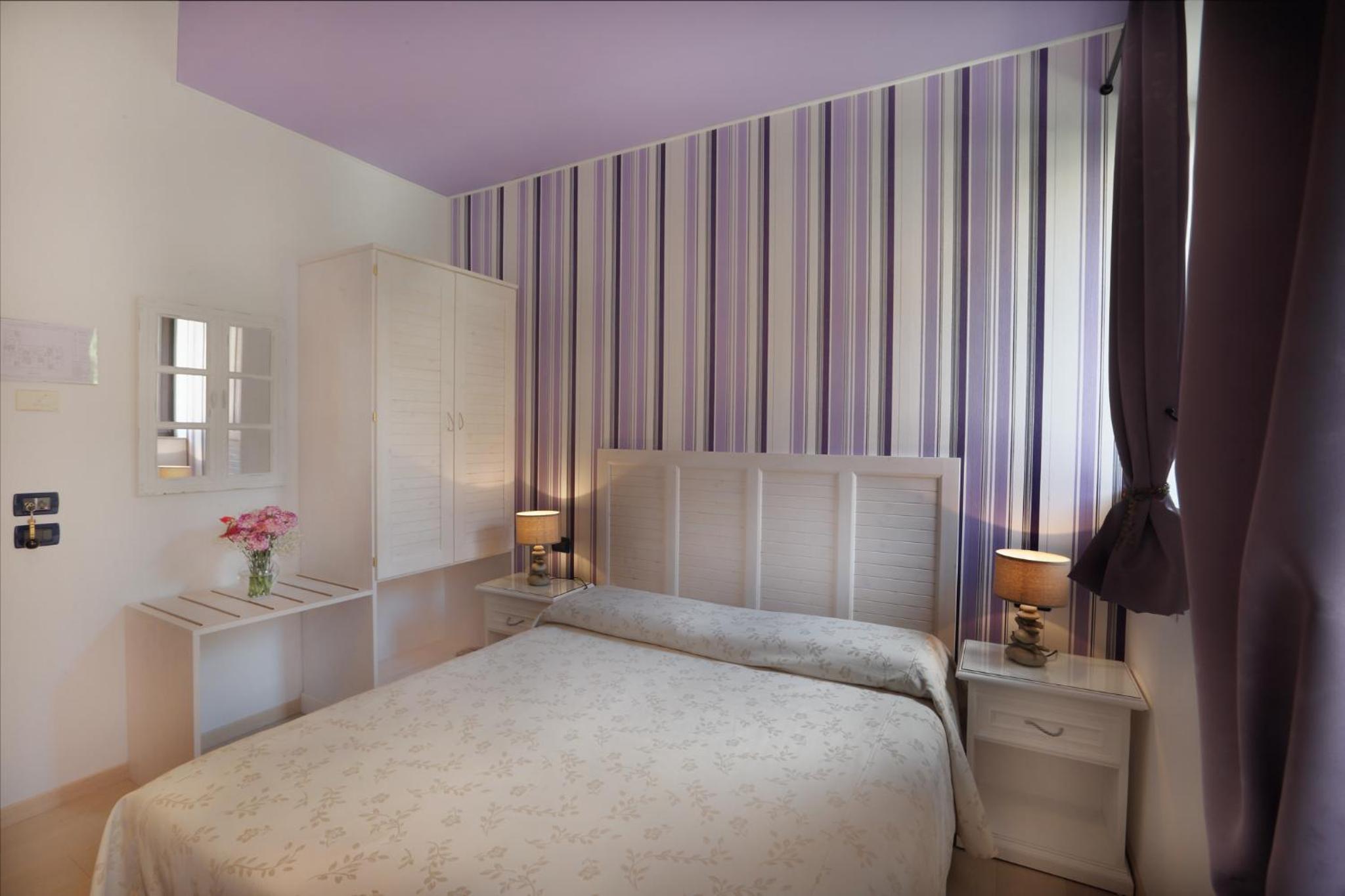 Standard Double Room - Photo 4