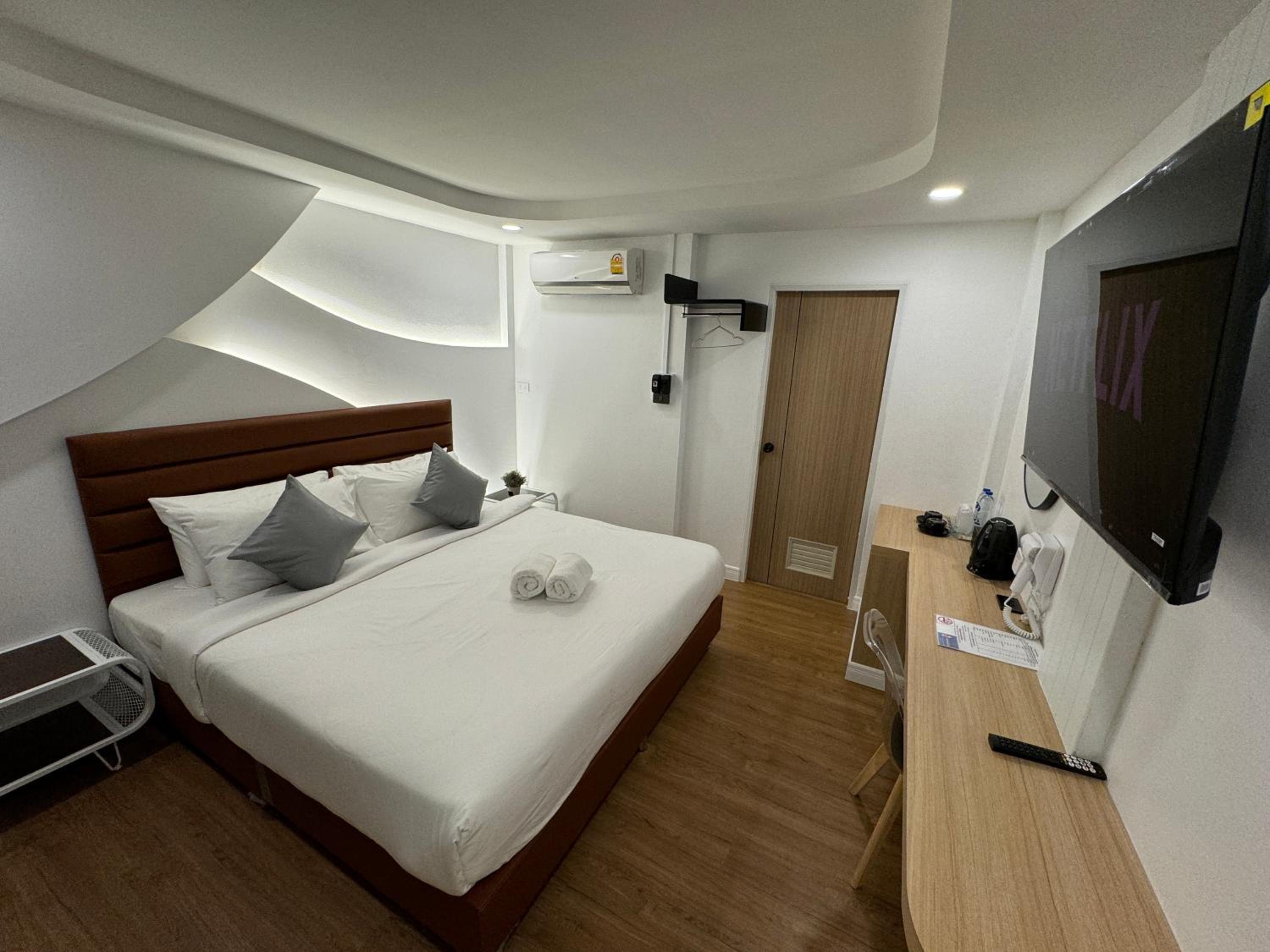 Deluxe Double Room - Photo 5
