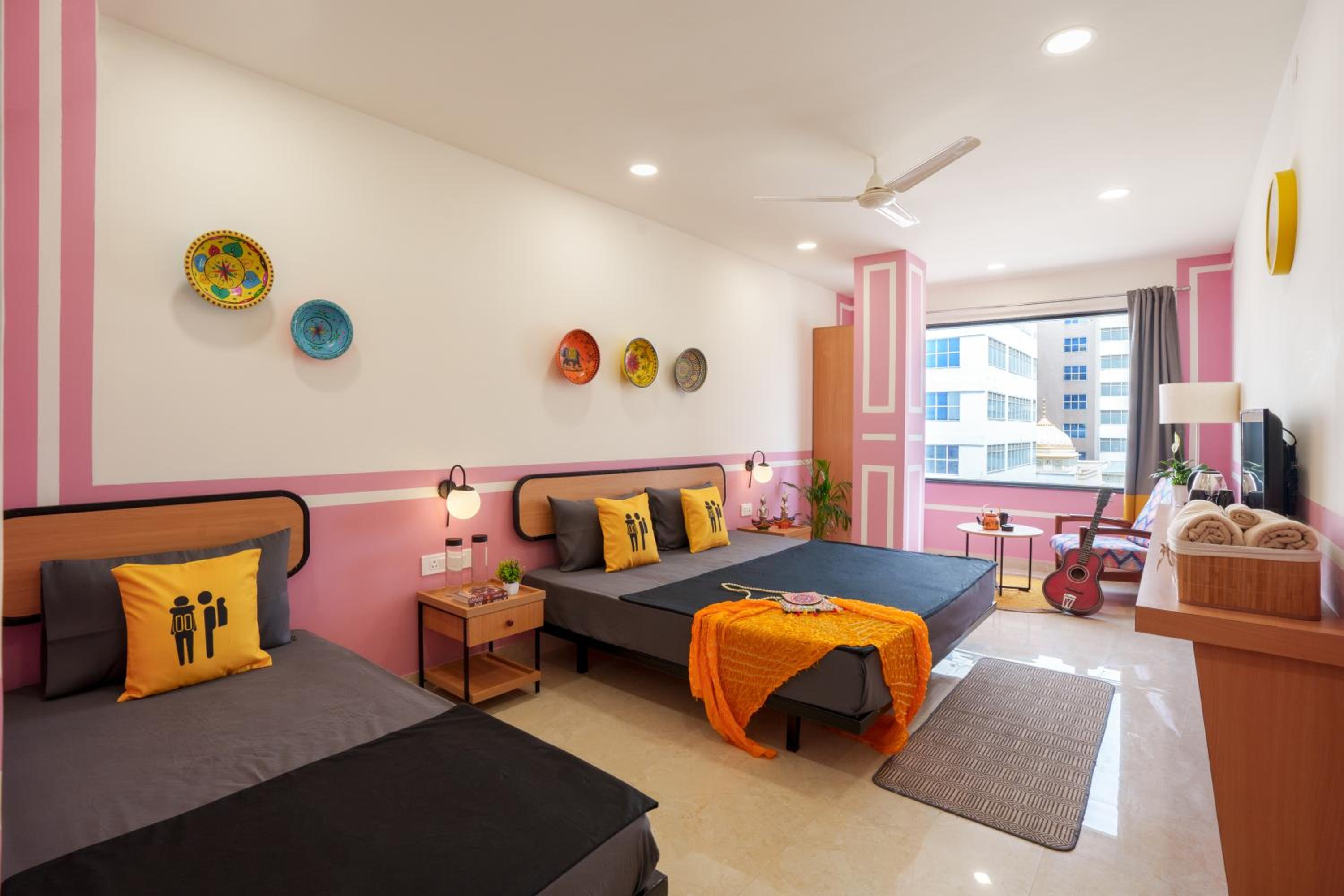  Deluxe Triple Room with City View - Photo 6
