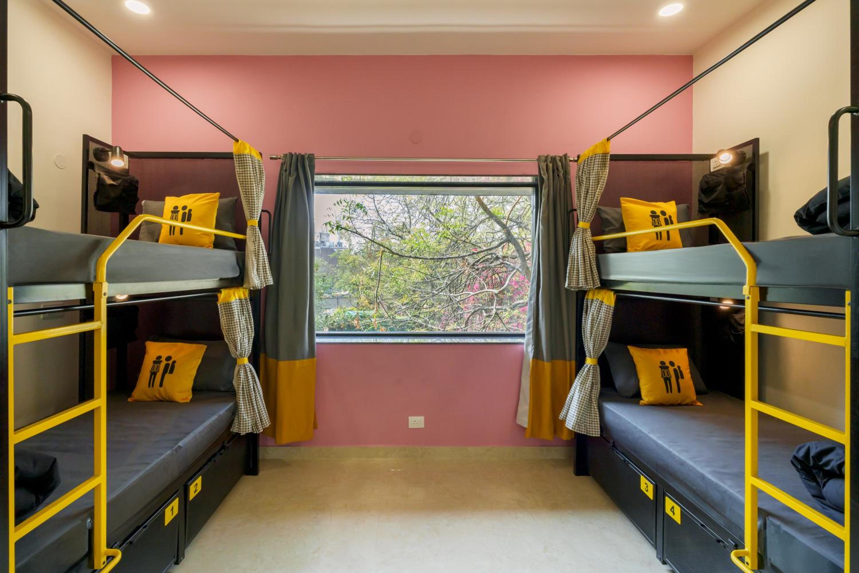 Bed in 4-Bed Mixed Dormitory Room