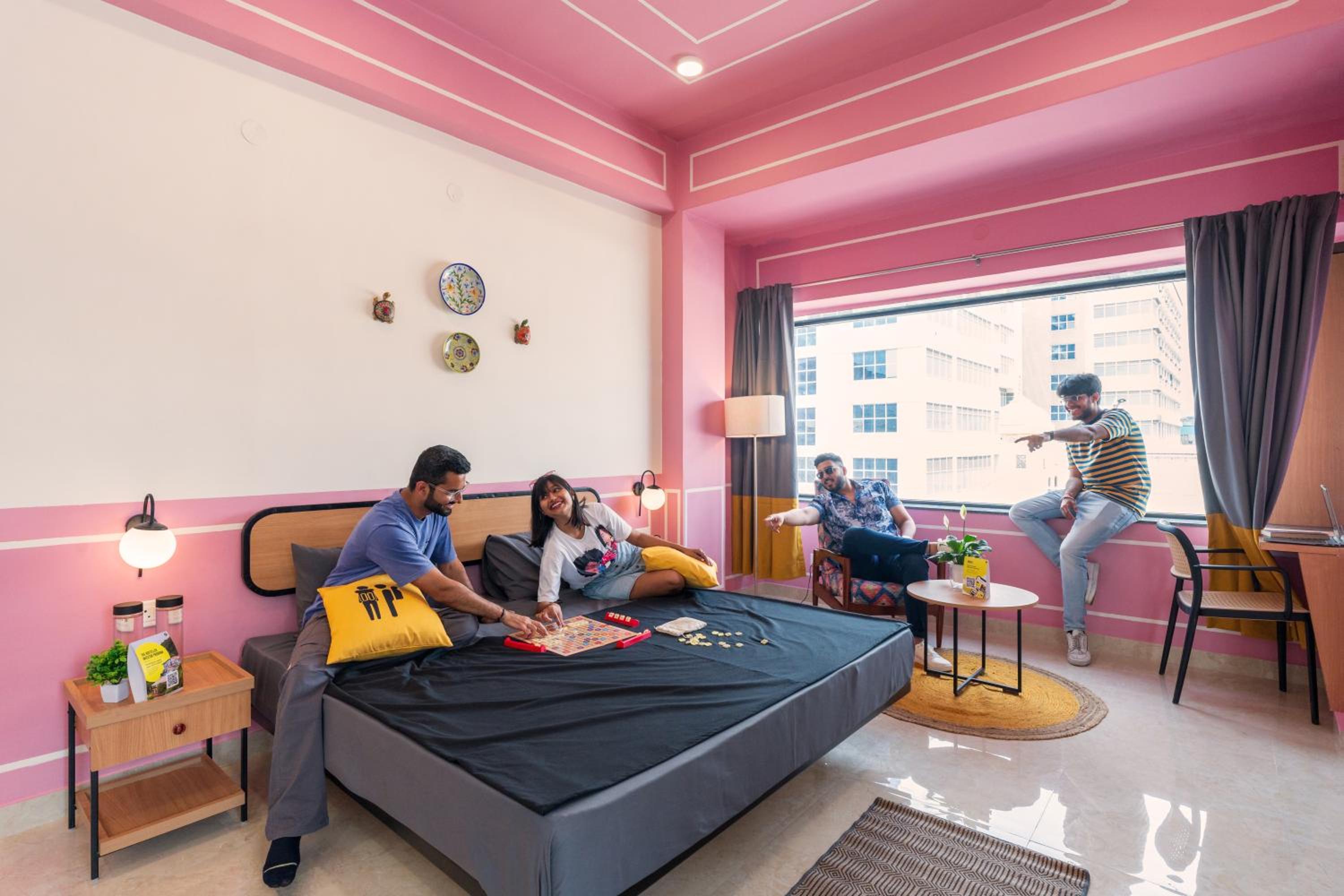  Deluxe Triple Room with City View - Photo 8