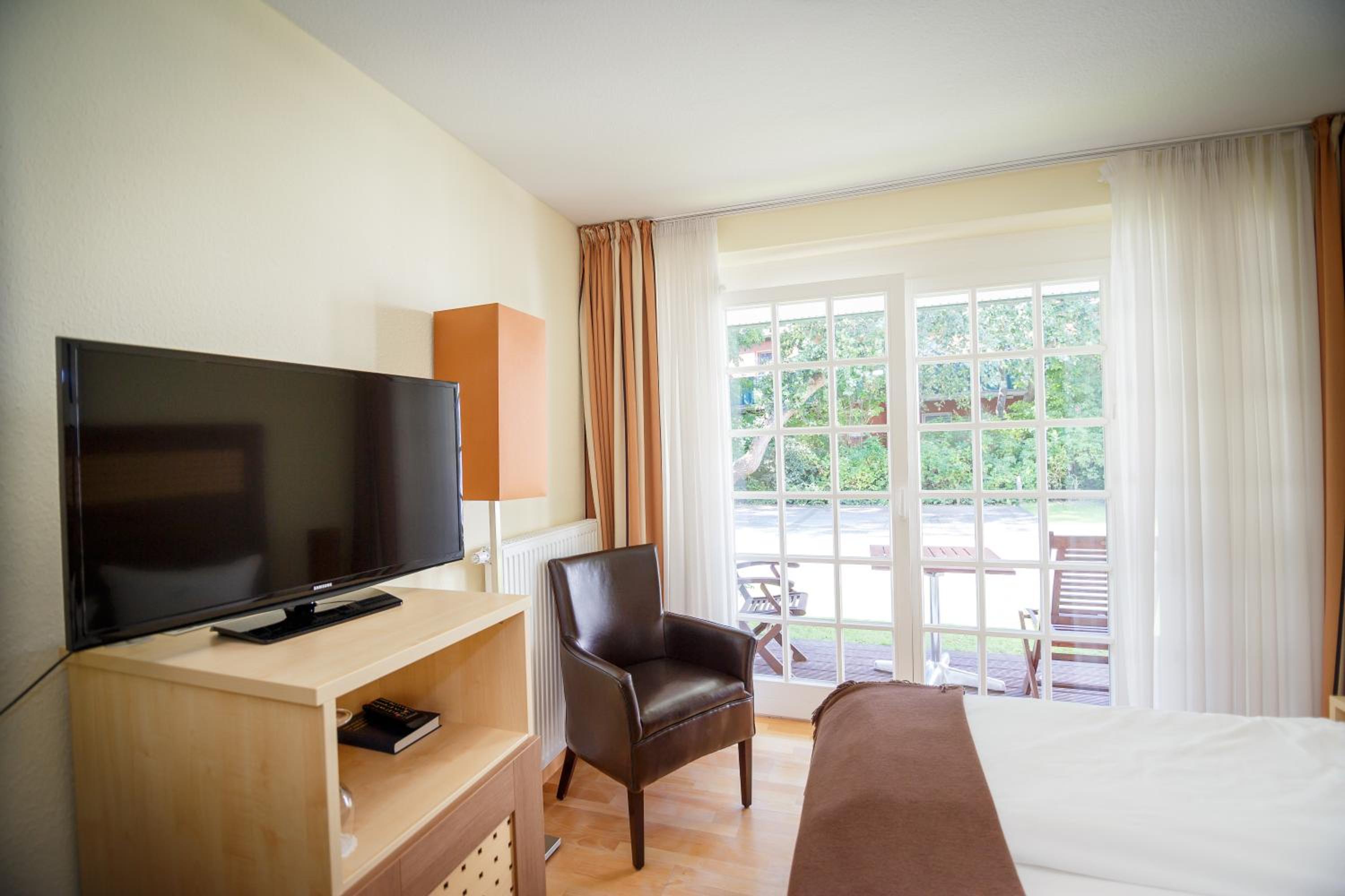 Family Room with Terrace photo 1