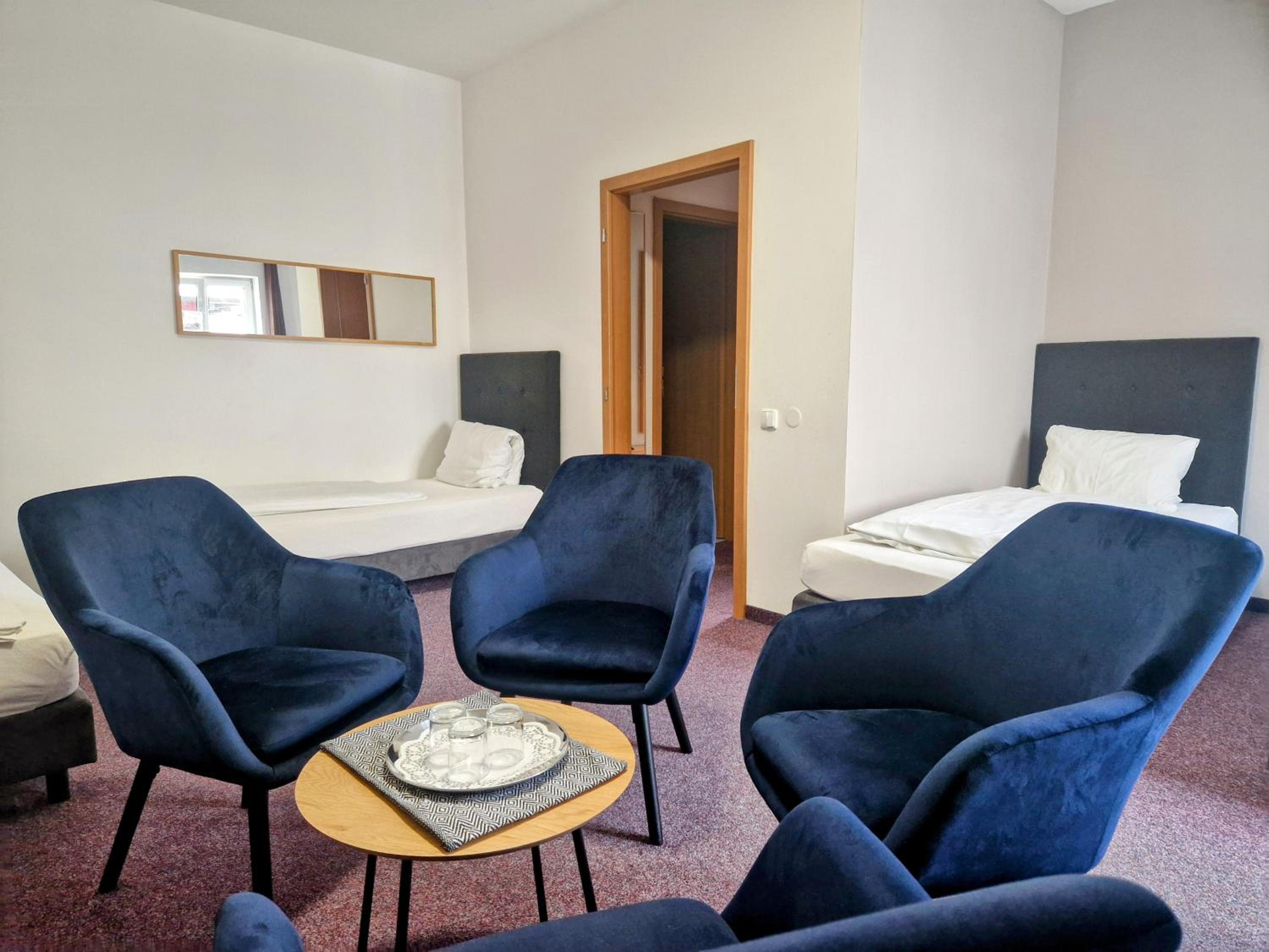 Quadruple Room with Air Conditioning - Photo 4