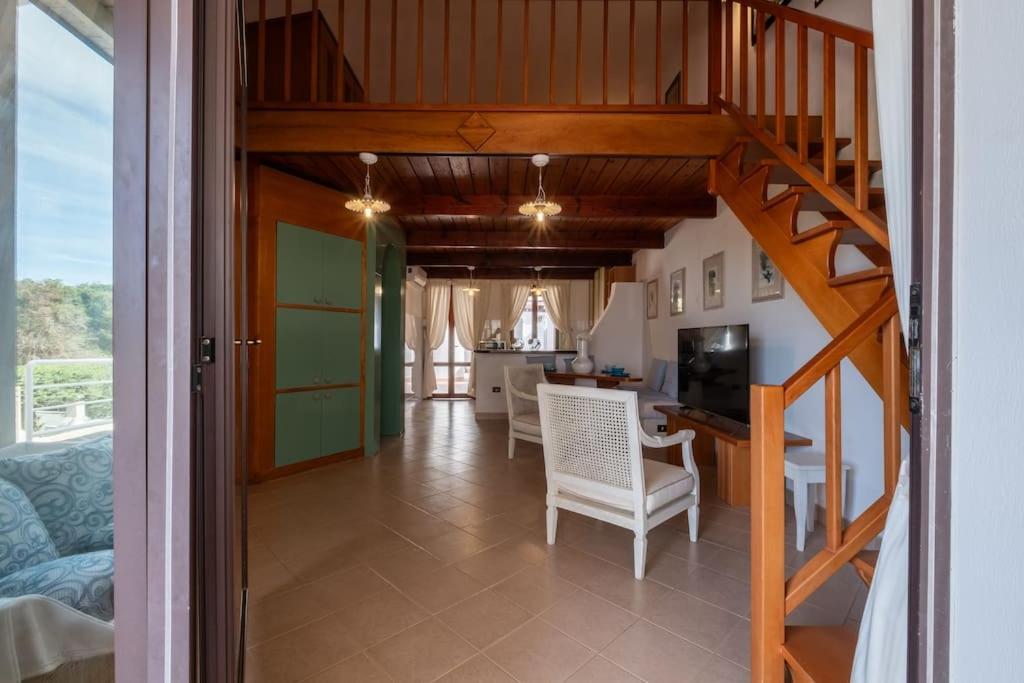 Villa photo 1