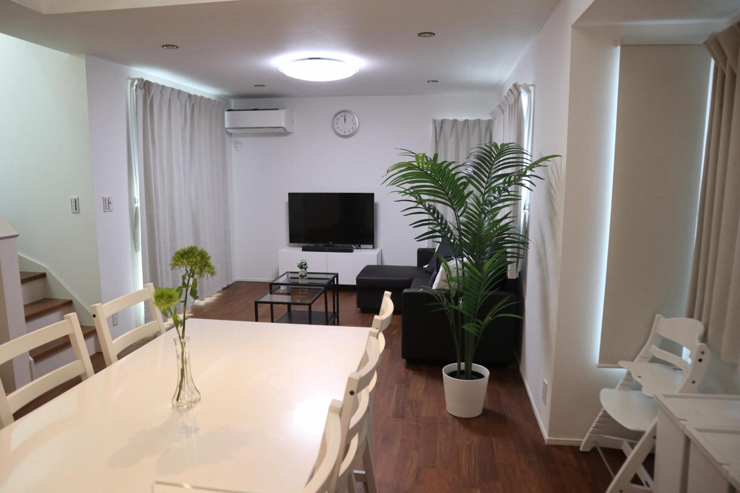 Apartment photo 2