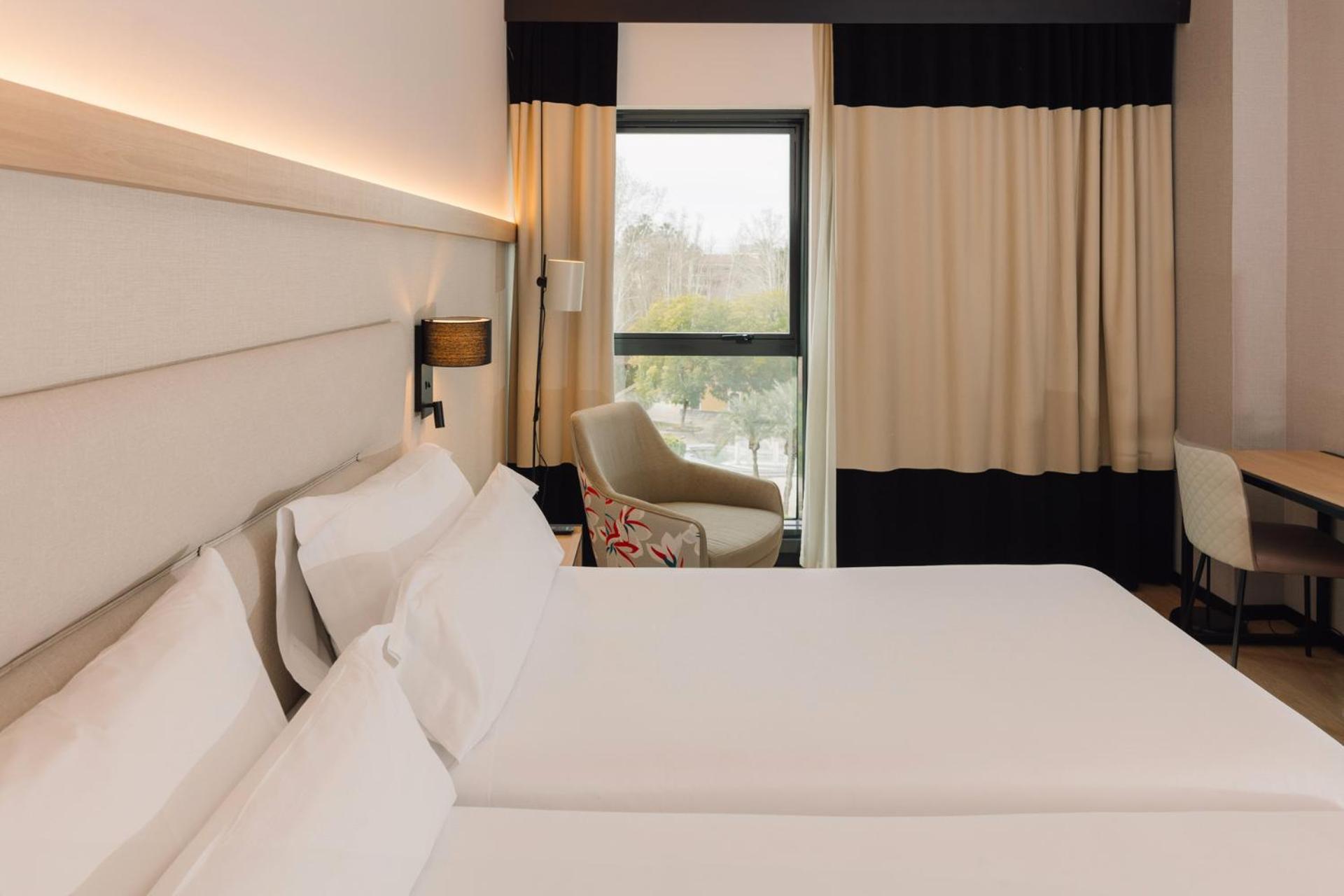Double or Twin Room - Photo 1