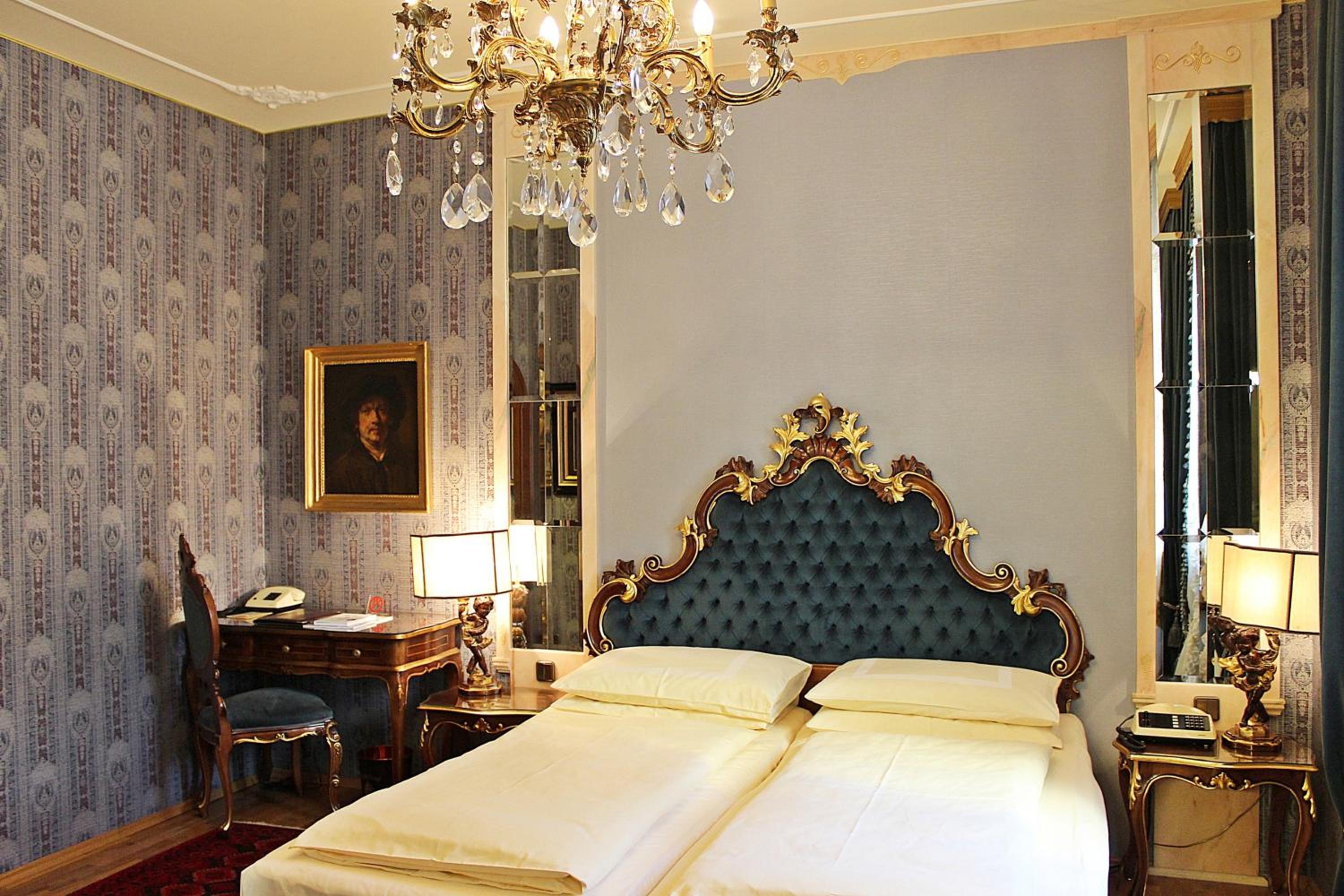 Business Double Room - Photo 5
