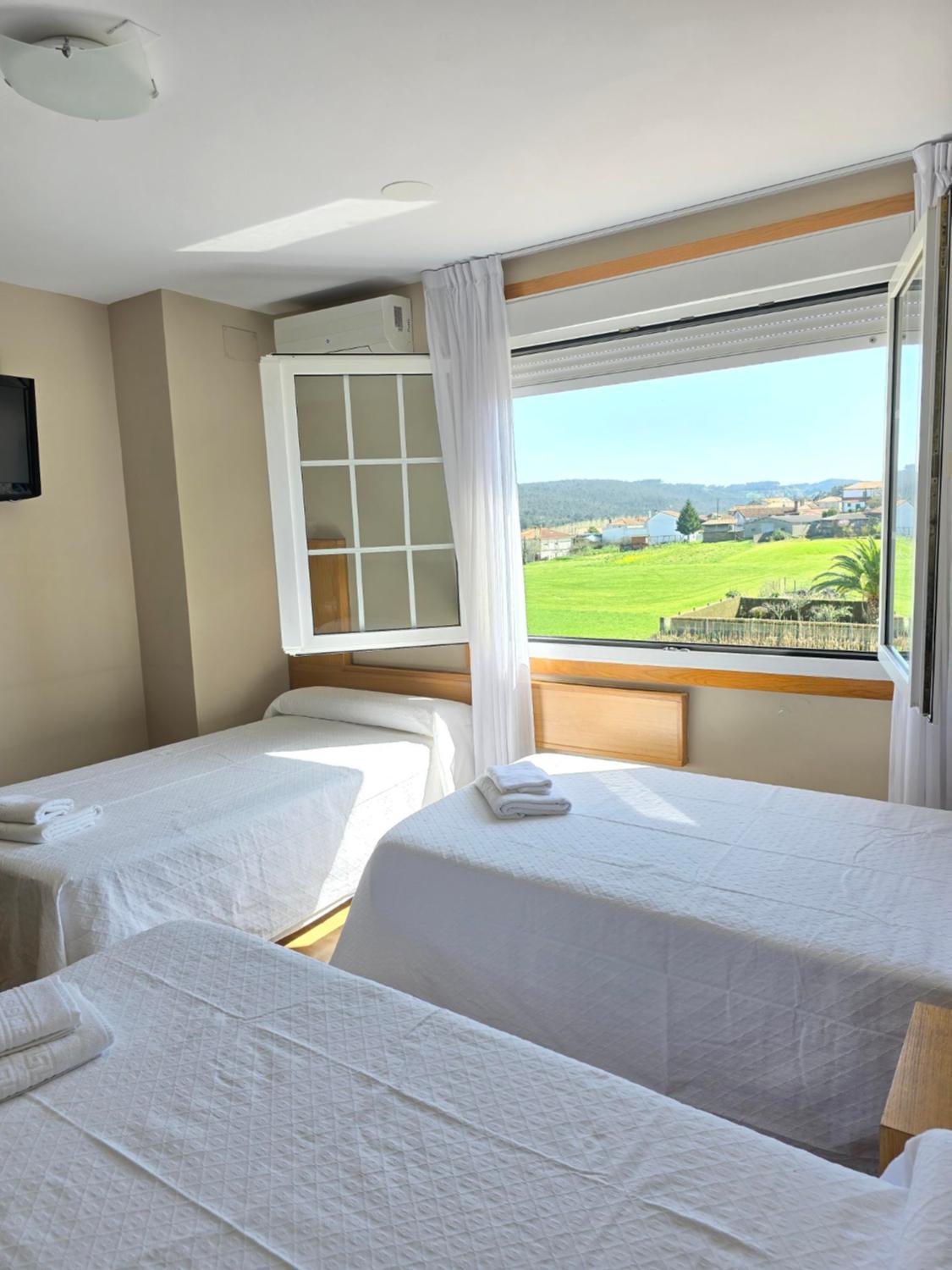Triple Room with Private Bathroom