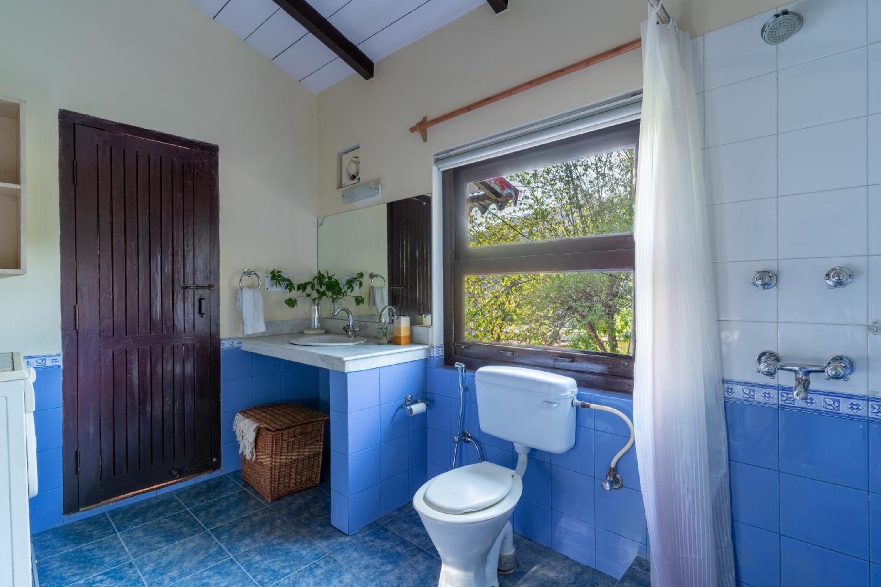 Three-Bedroom Bungalow photo 2