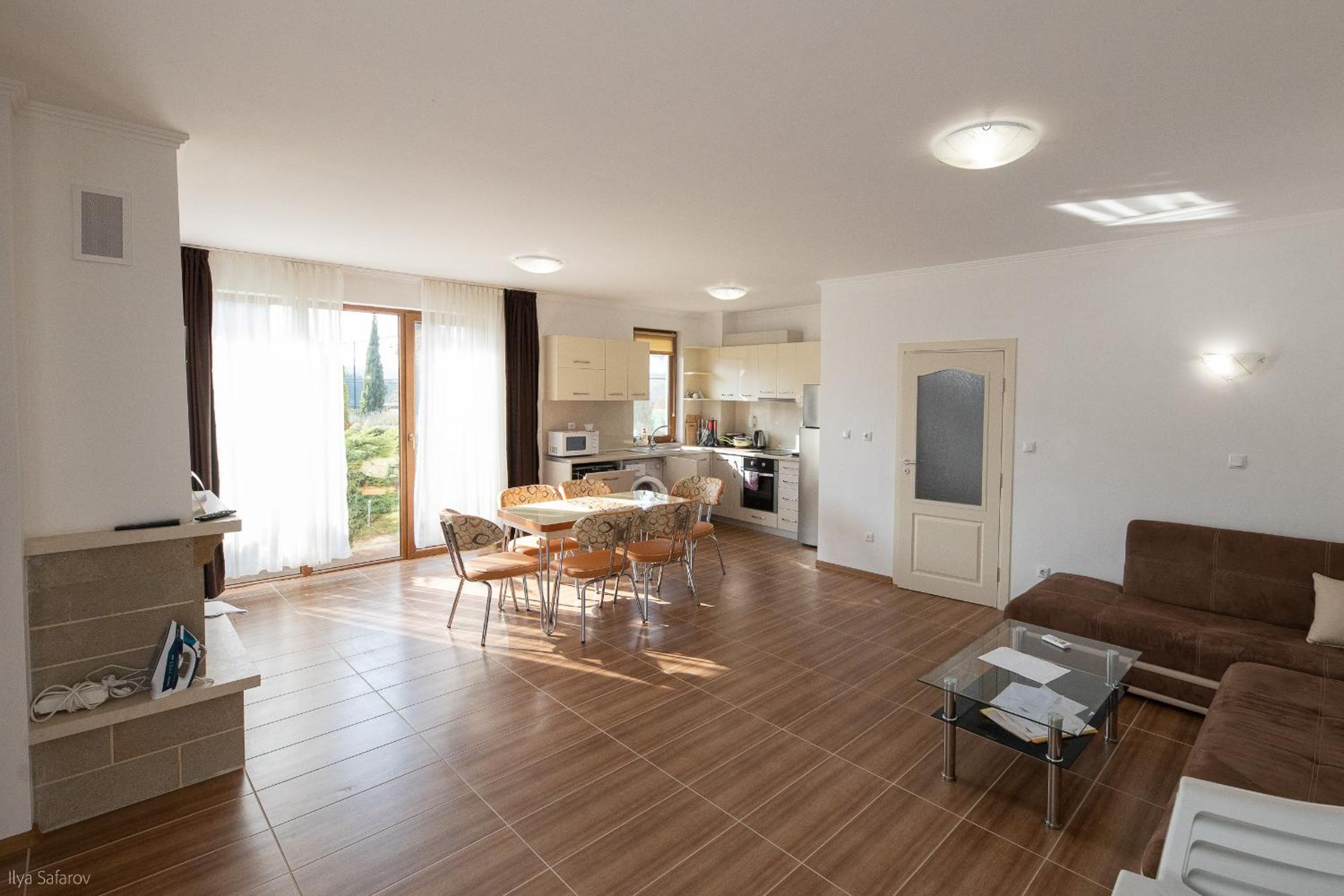 Three-Bedroom Villa photo 1