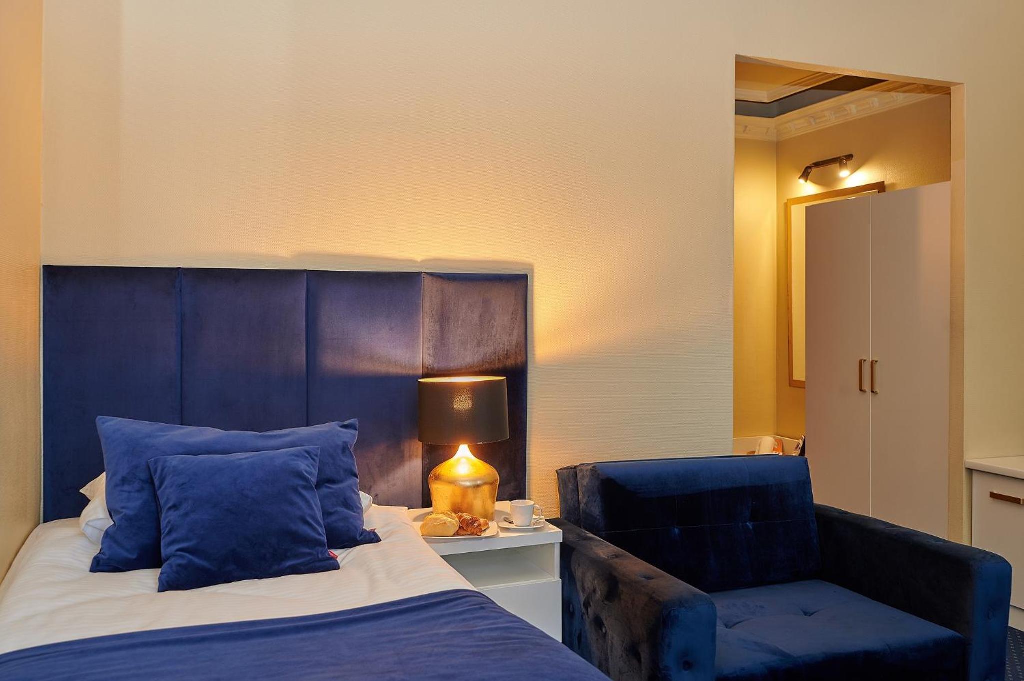 Single Room with a possibility of Extra Bed