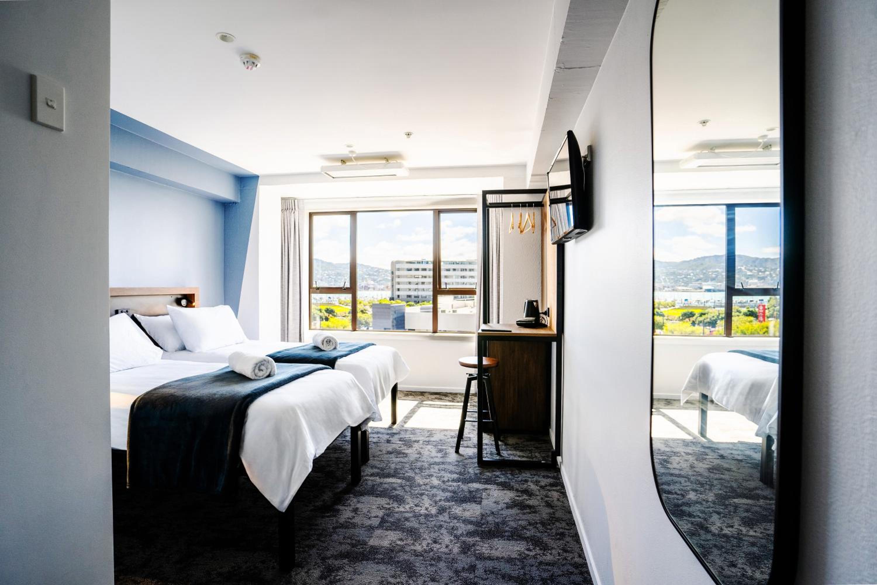 Twin Room Ensuite - Harbor view - Photo 1