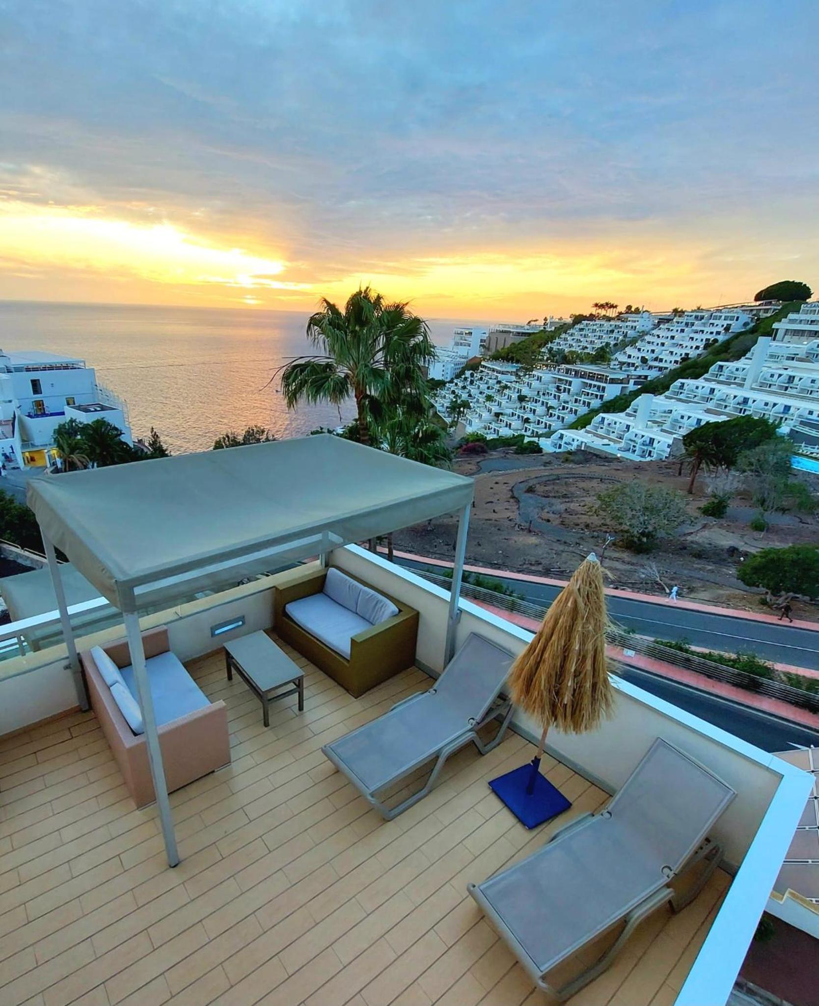 Premium One bedroom apartment with balcony, sea view and Air Conditioning thumbnail 6