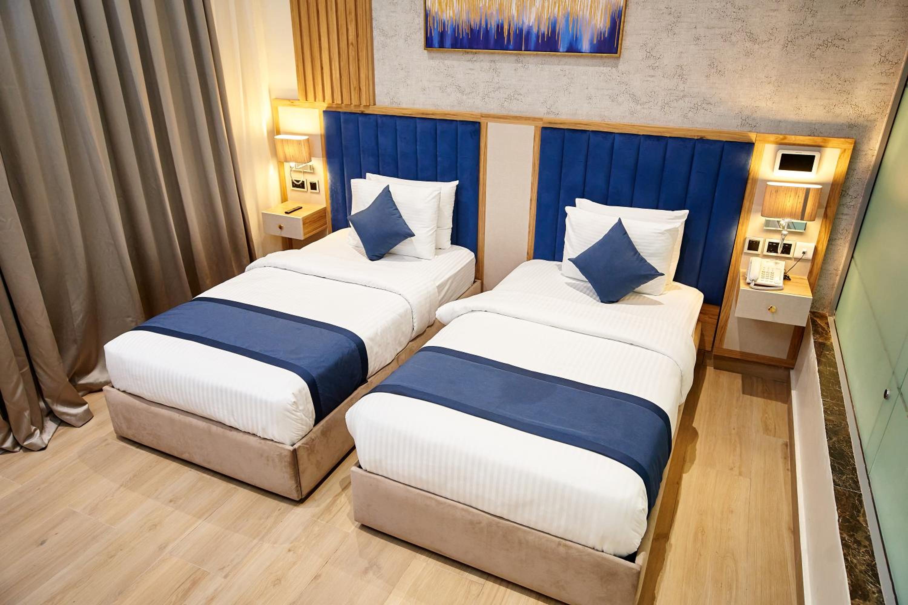 Double or Twin Room with Bathroom