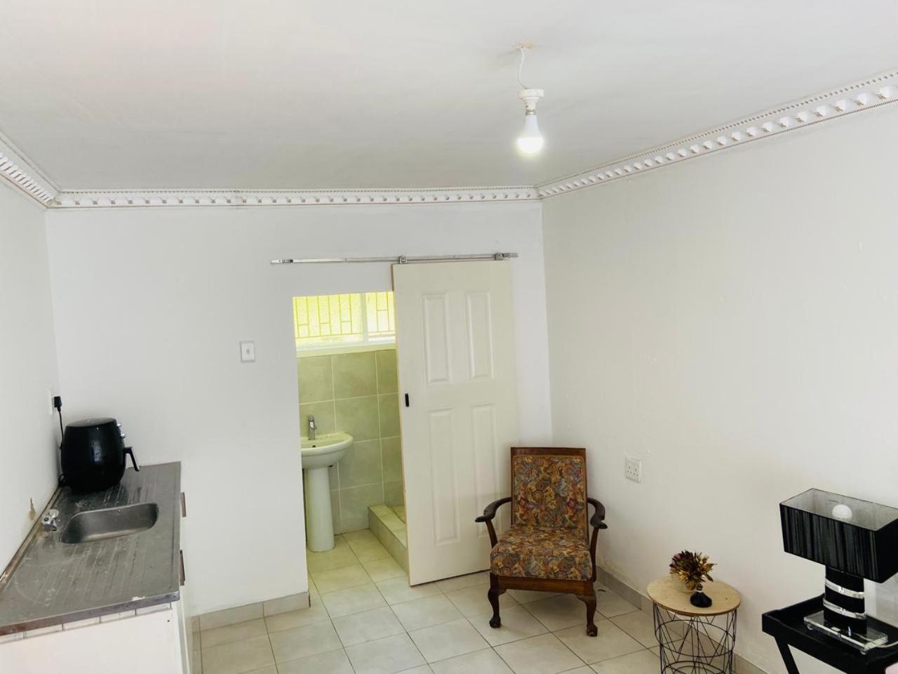 Standard Apartment photo 2