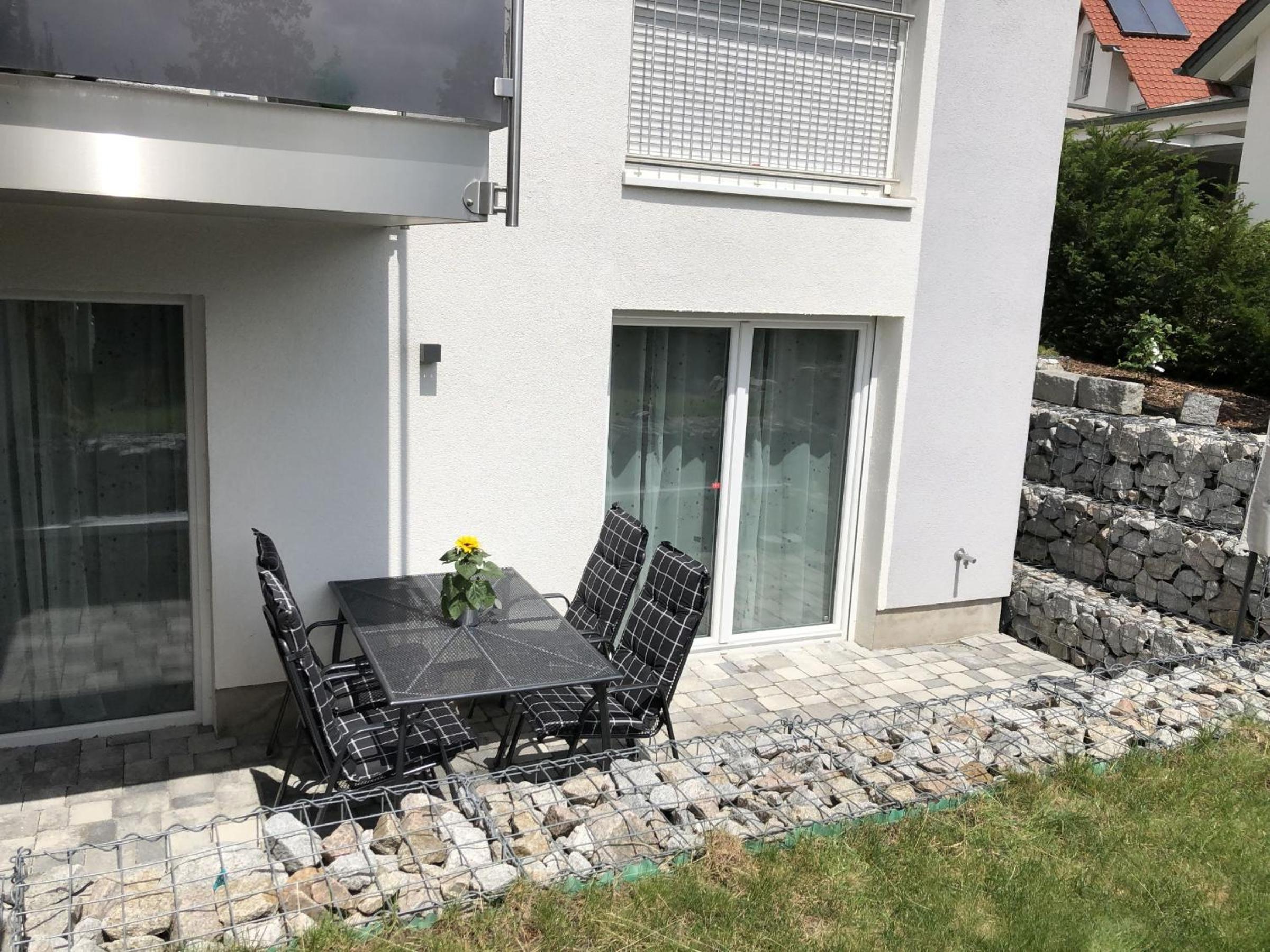 One-Bedroom Apartment with Garden View photo 3
