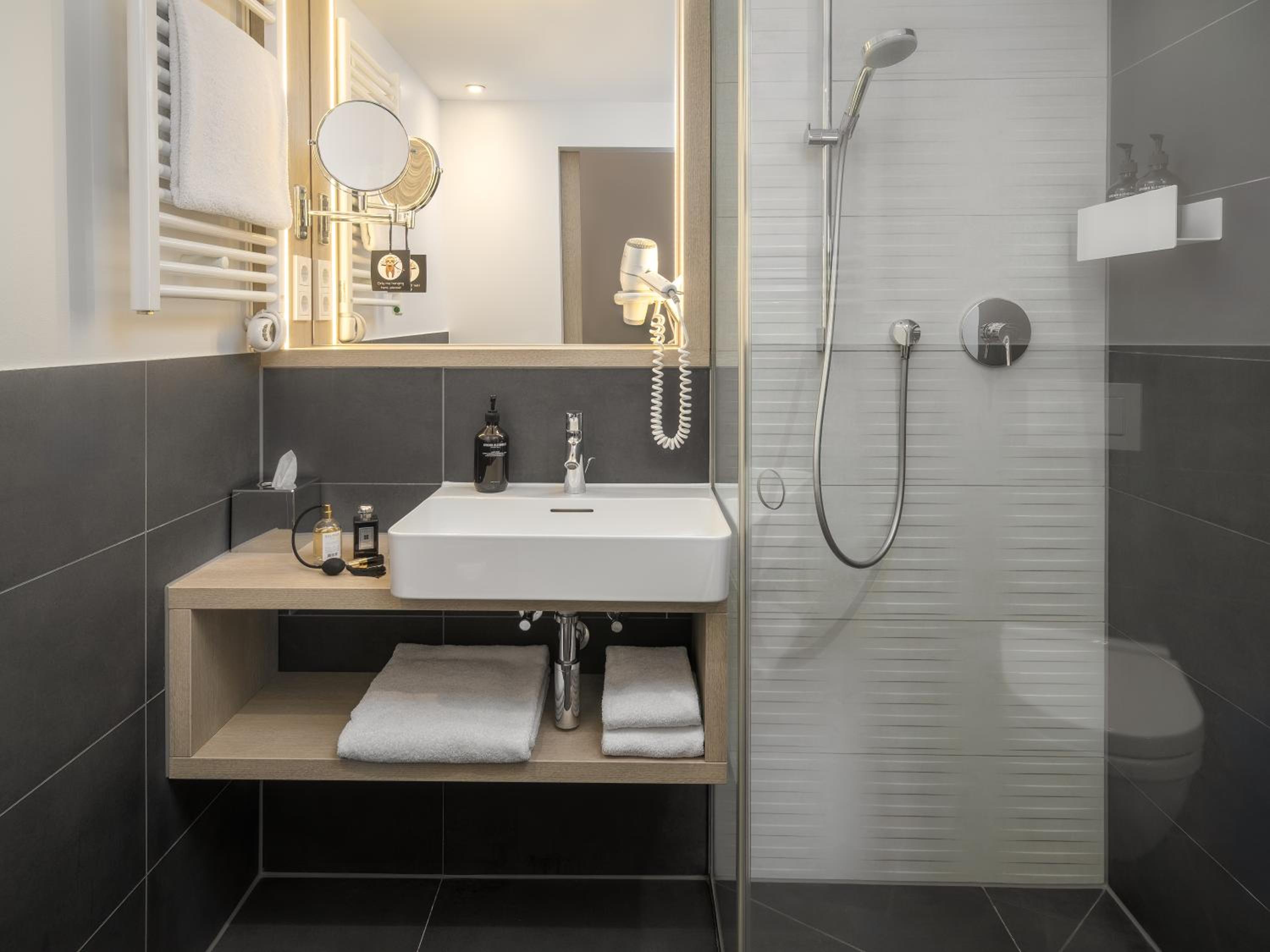 Business double room city side