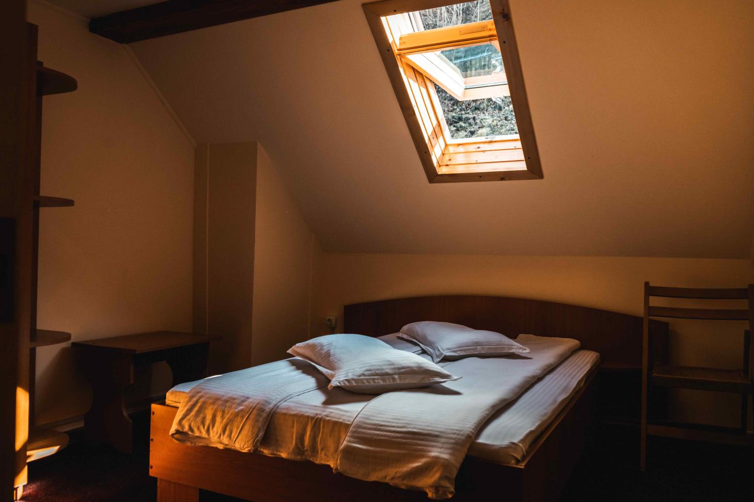 Double Room with Shared Bathroom photo 1