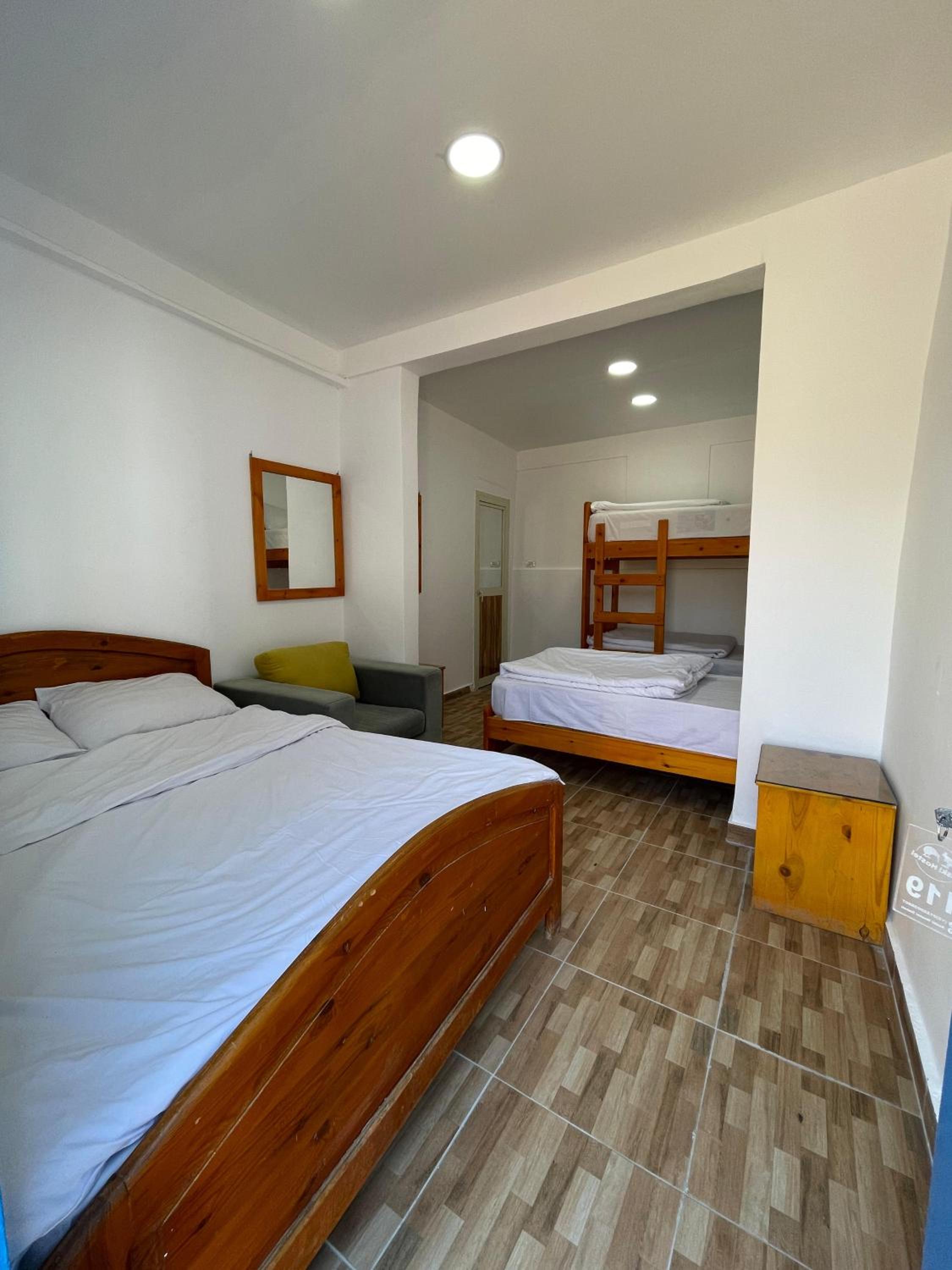 Deluxe Family Room - Photo 1