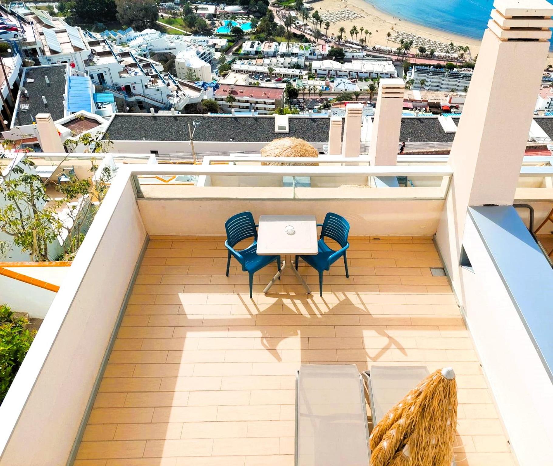 Classic One Bedroom Apartment with Balcony and Sea View and Air Conditioning - Photo 10