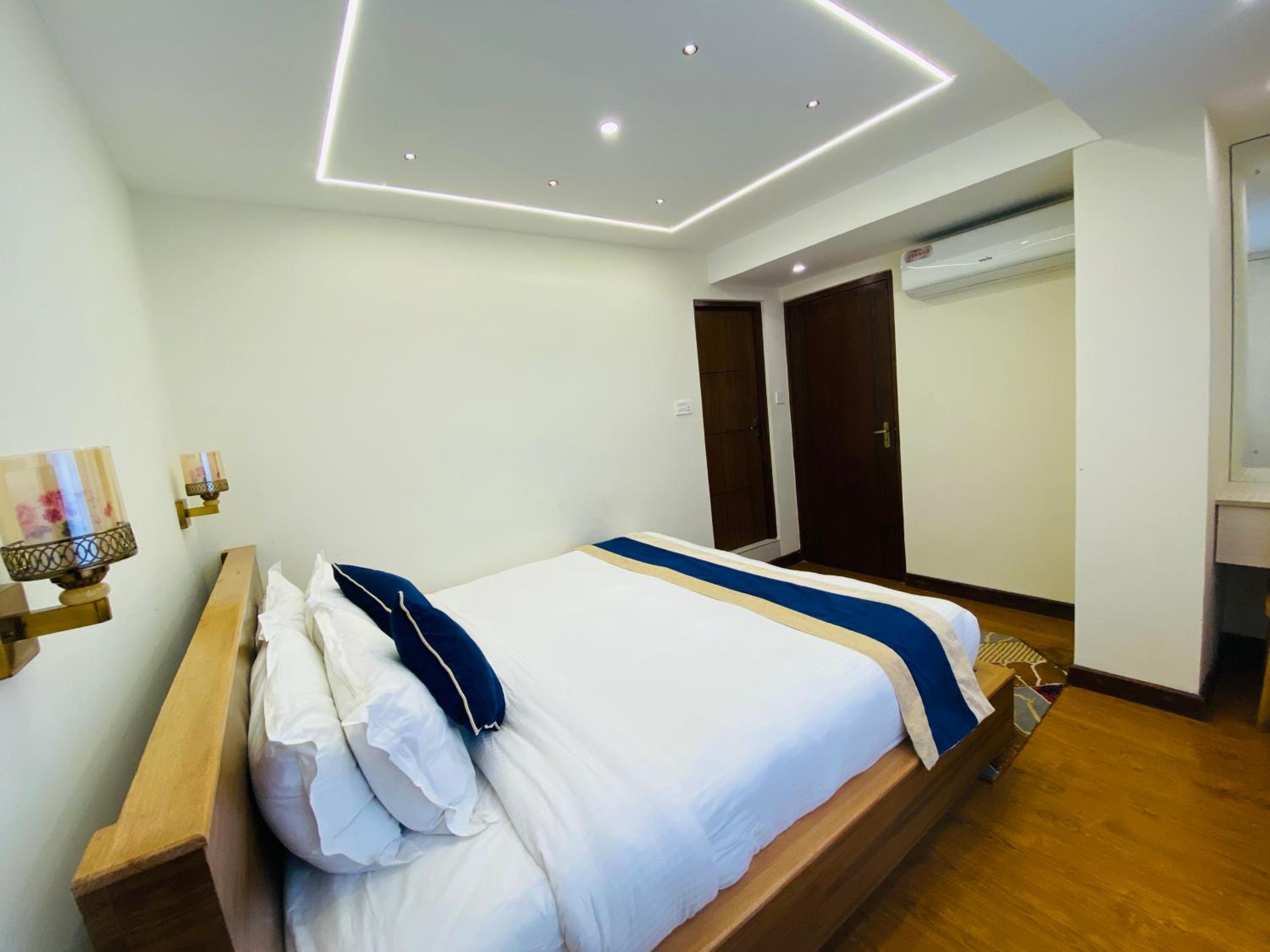 Studio Apartment - Photo 7