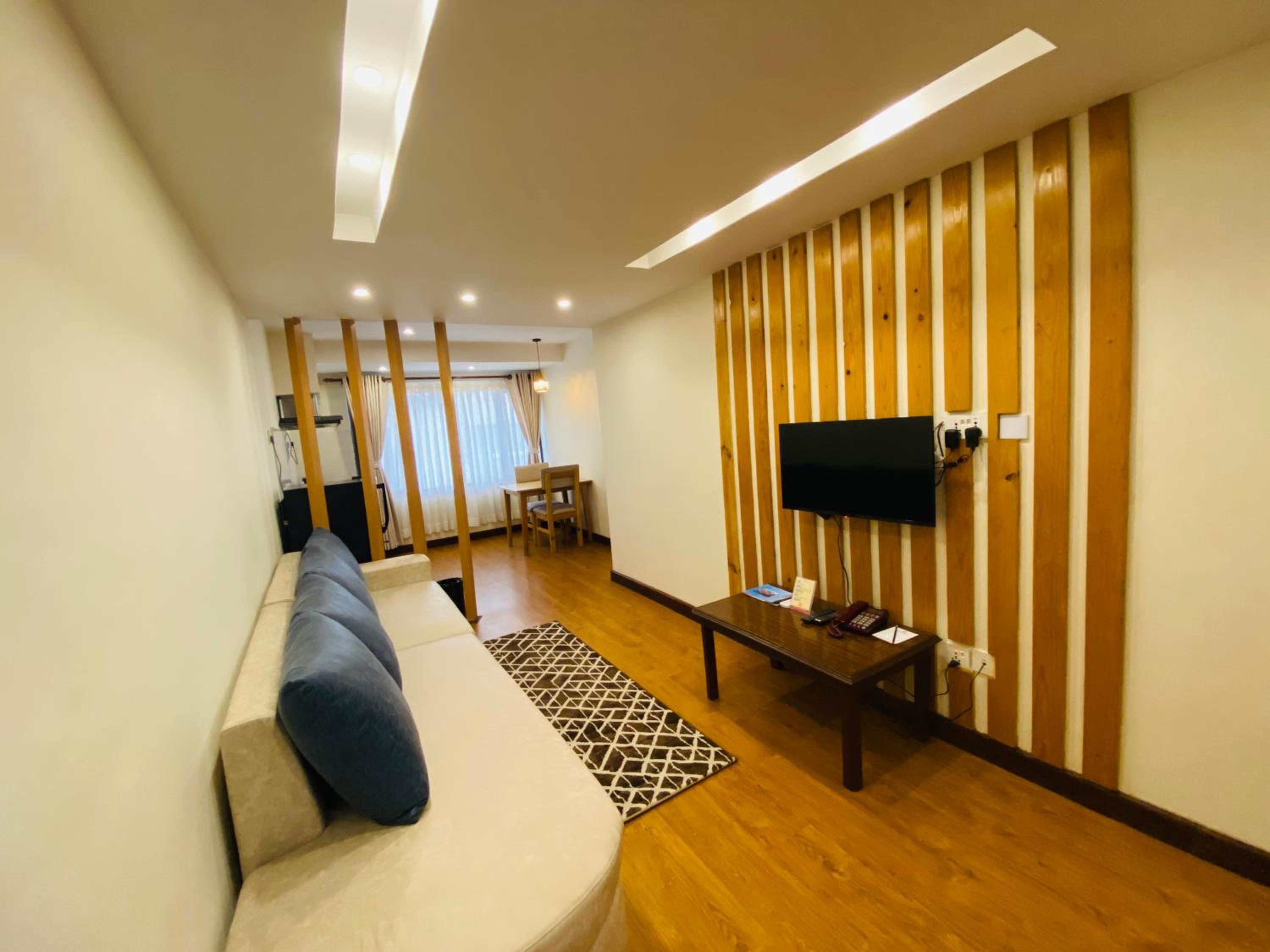 Studio Apartment - Photo 6