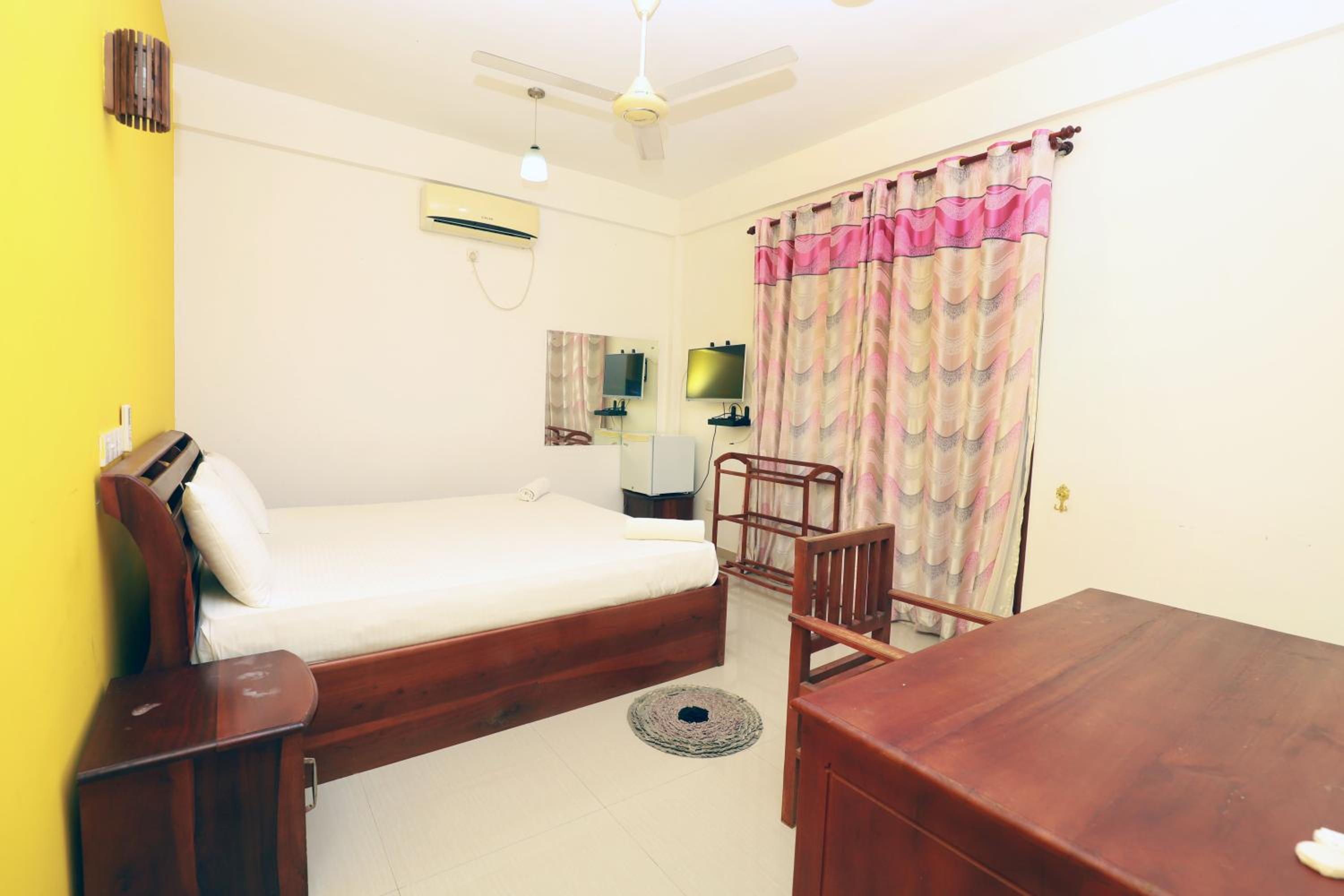 Deluxe Double Room photo 3