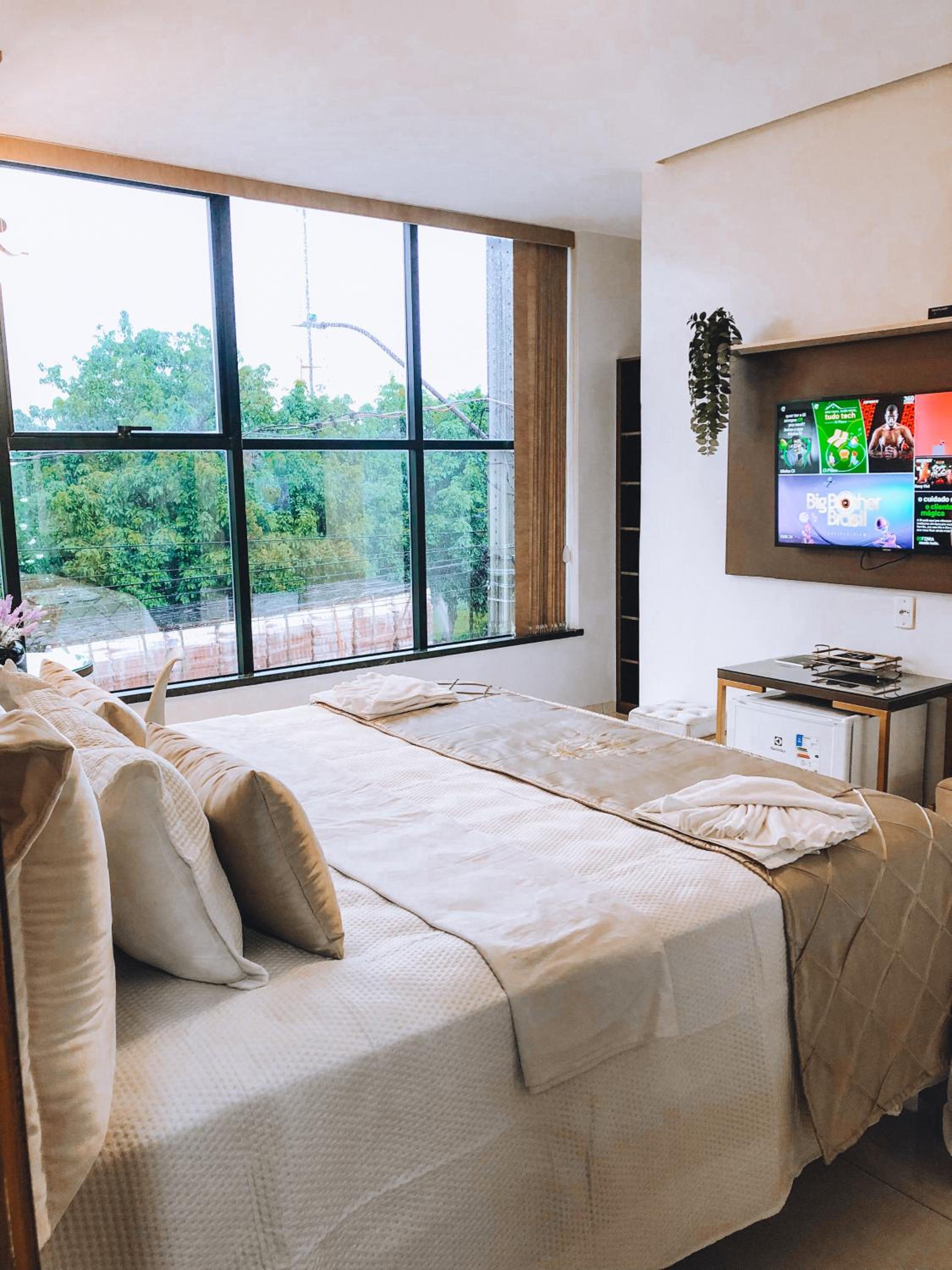 Deluxe Suite photo 3