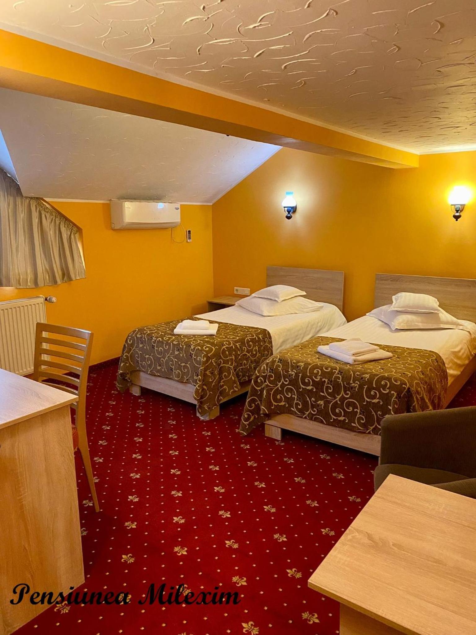 Double or Twin Room photo 1