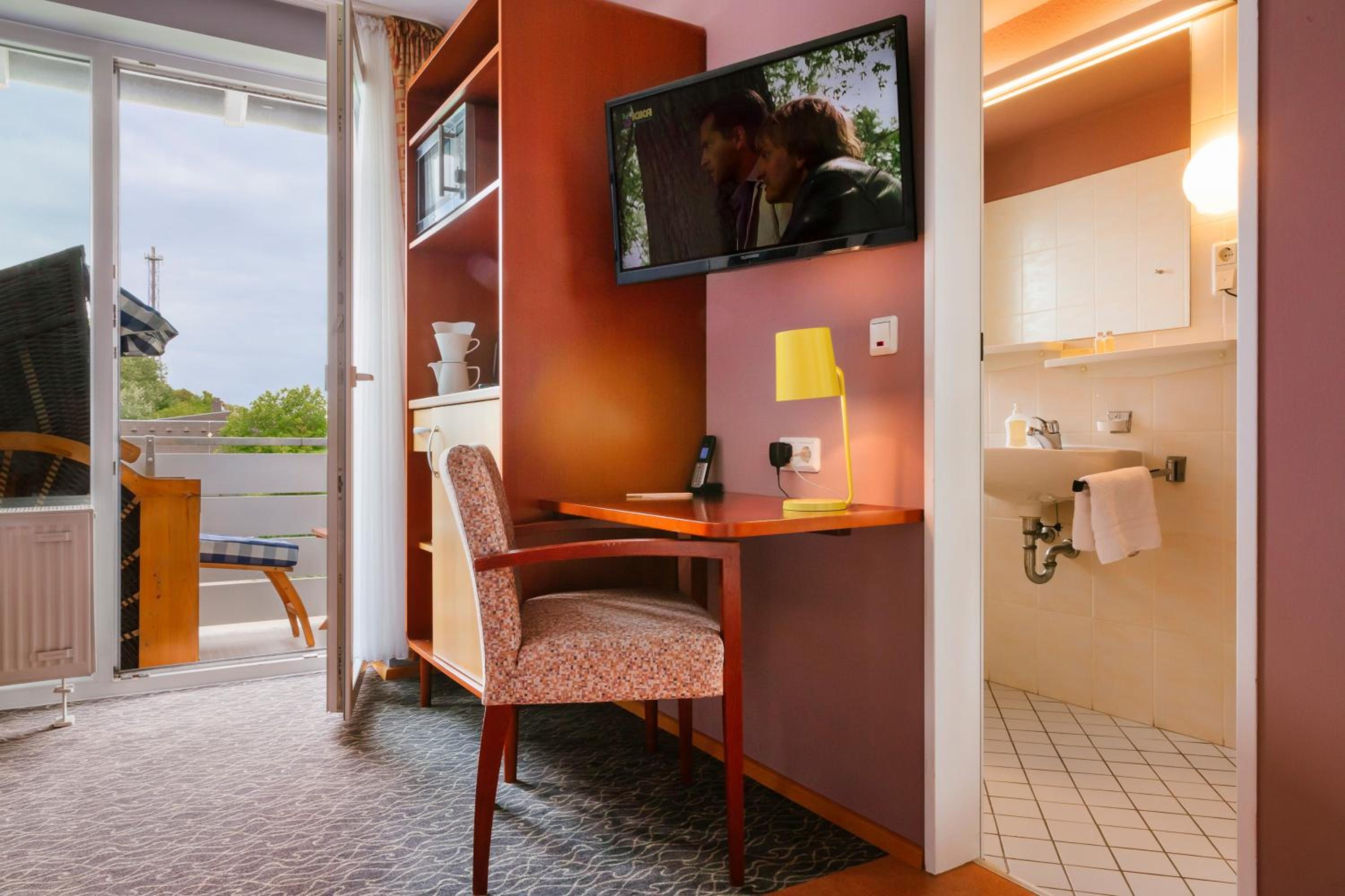 Single Room with Balcony
