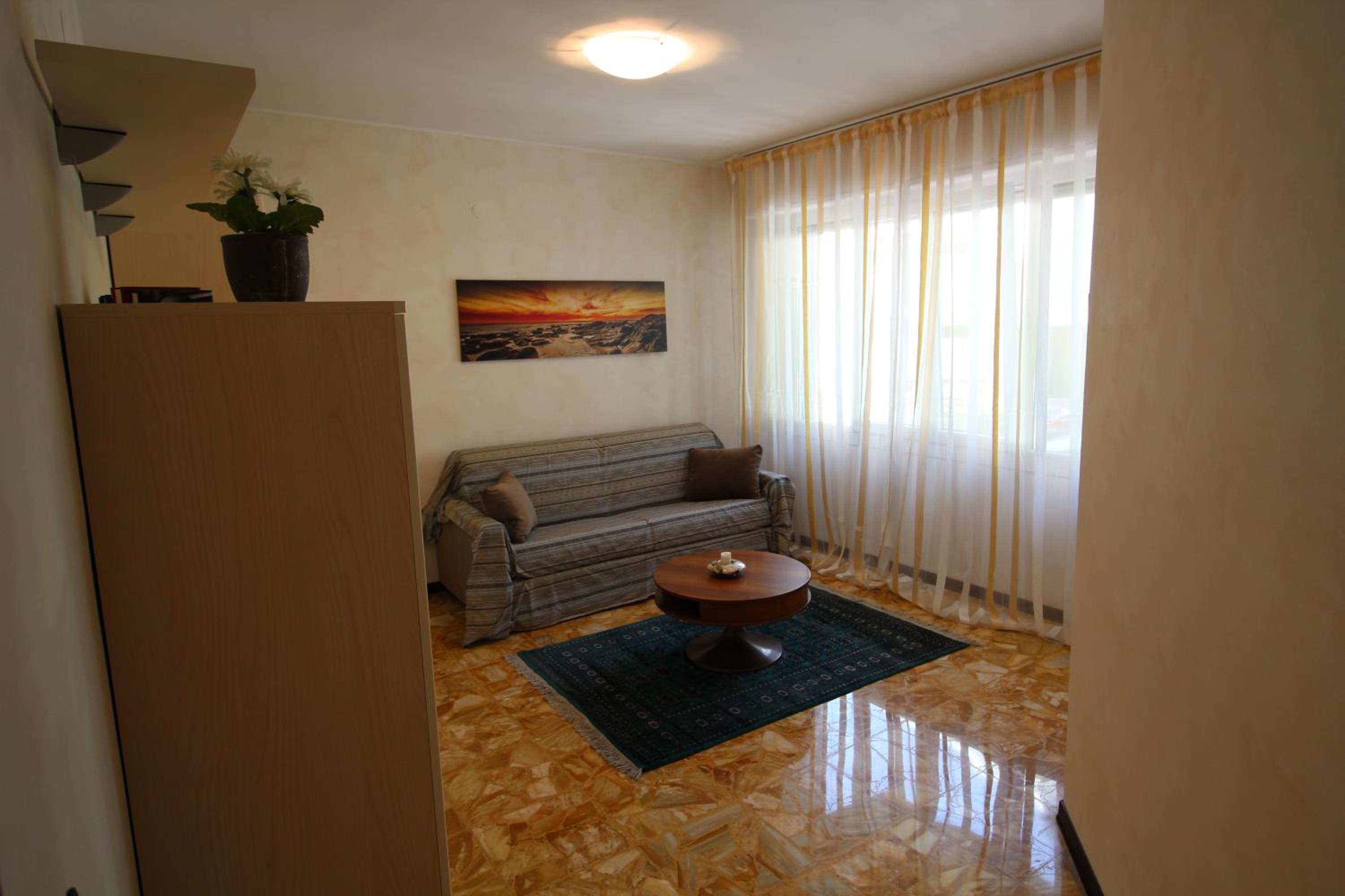 One-Bedroom Apartment - Miramare 2