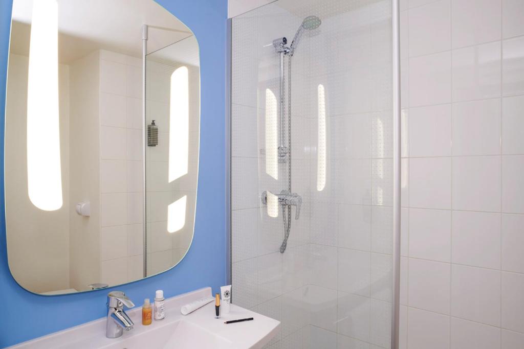 Standard Double Room - Photo 2
