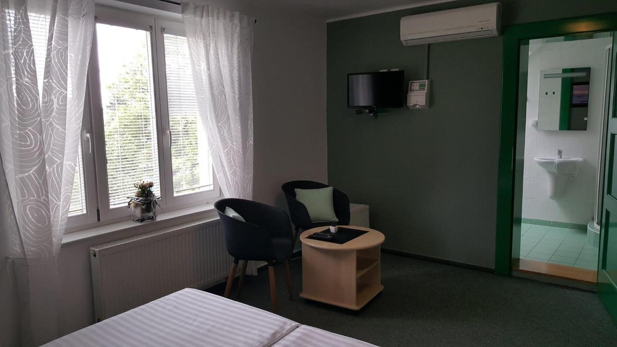 Double Room photo 3