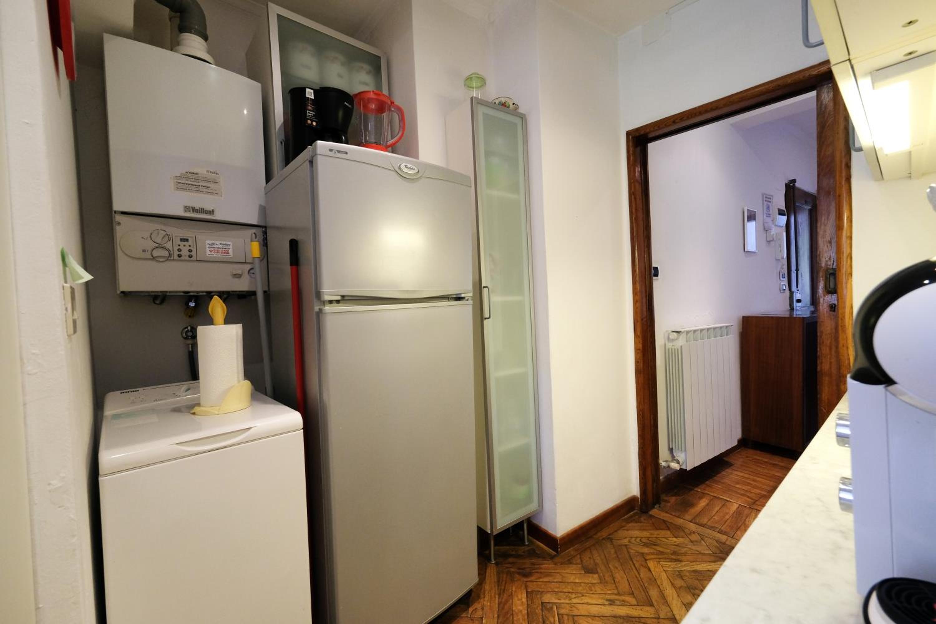 Two-Bedroom Apartment photo 2