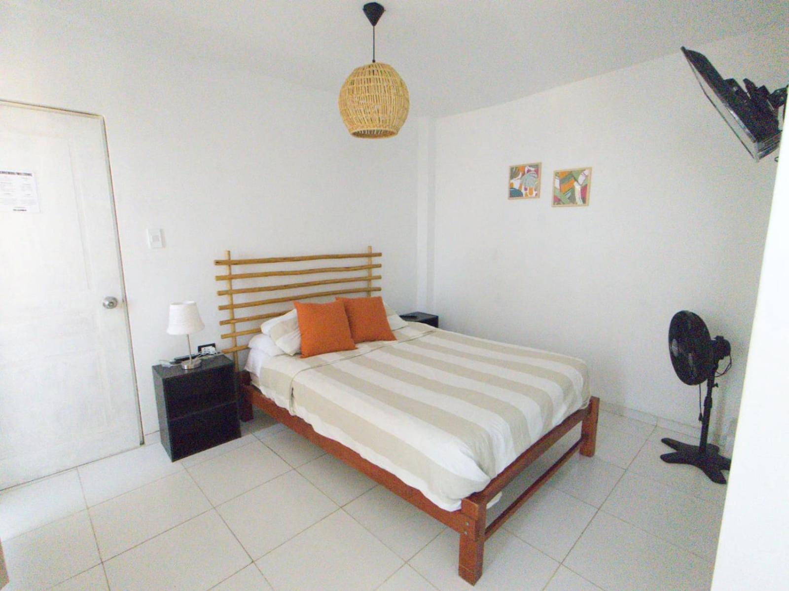 Queen Room with Balcony photo 1