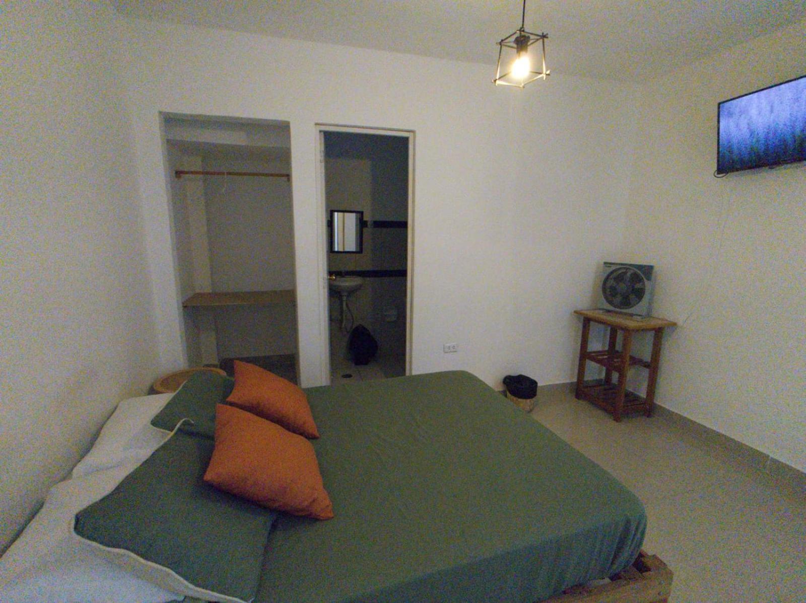 Double Room with Private Bathroom photo 1
