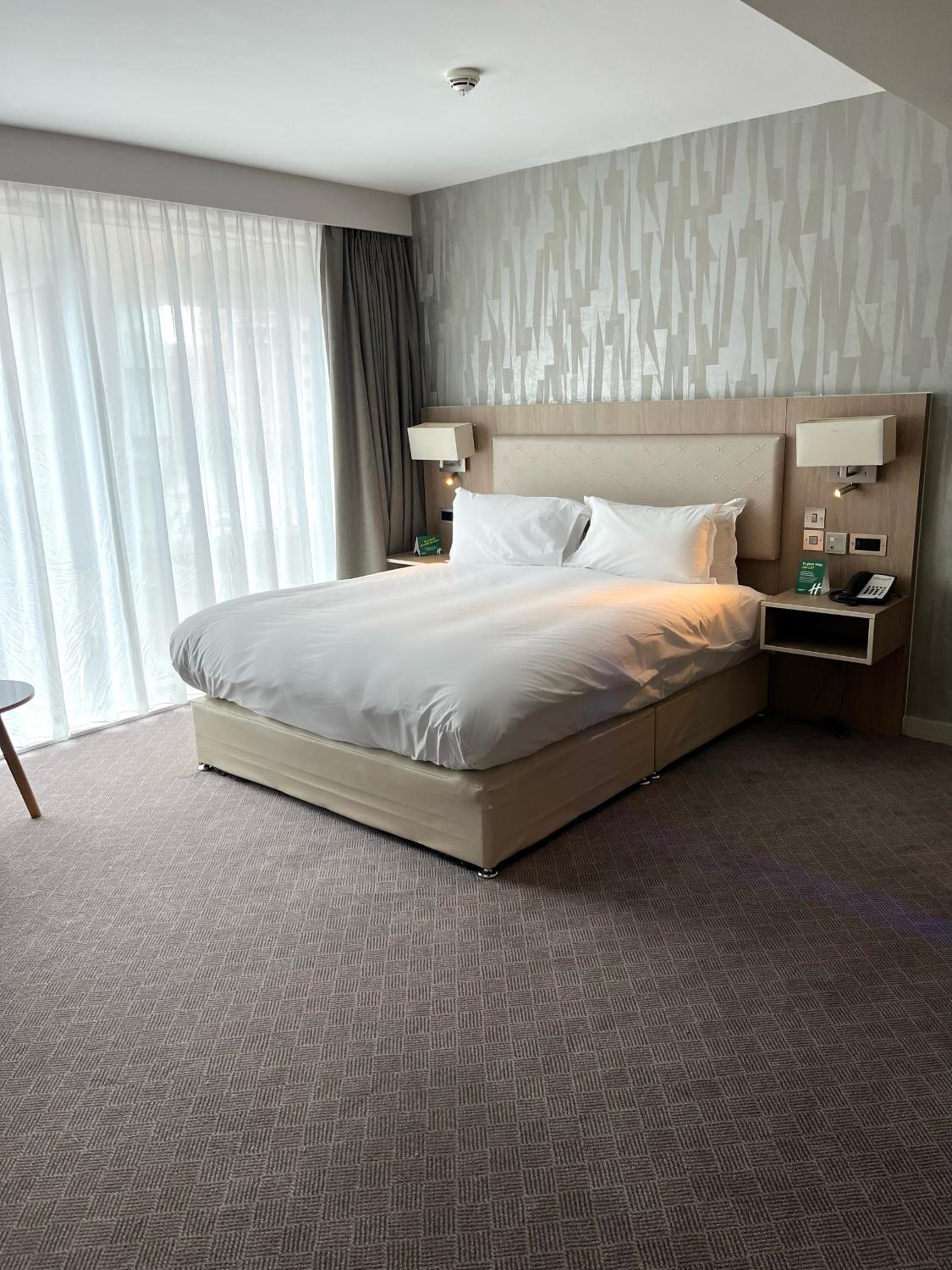 King Suite with Sofa Bed - Accessible photo 2