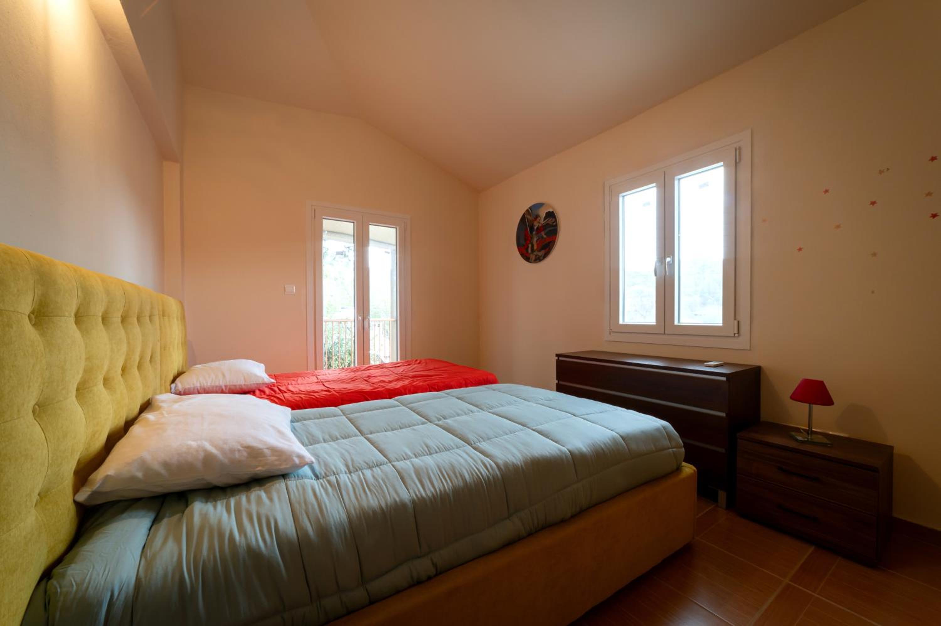 Two-Bedroom House photo 3
