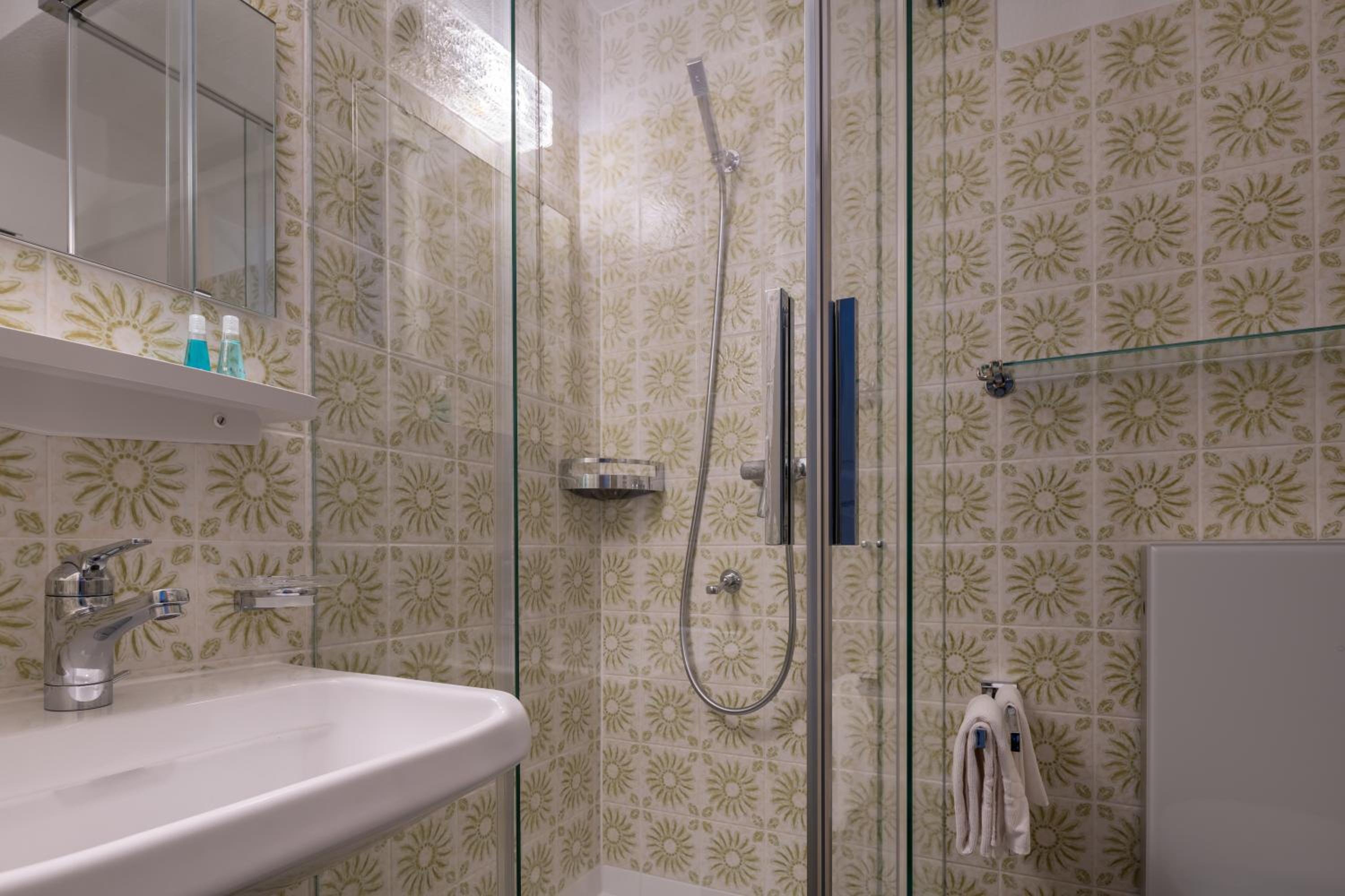 Single Room with Shower photo 2