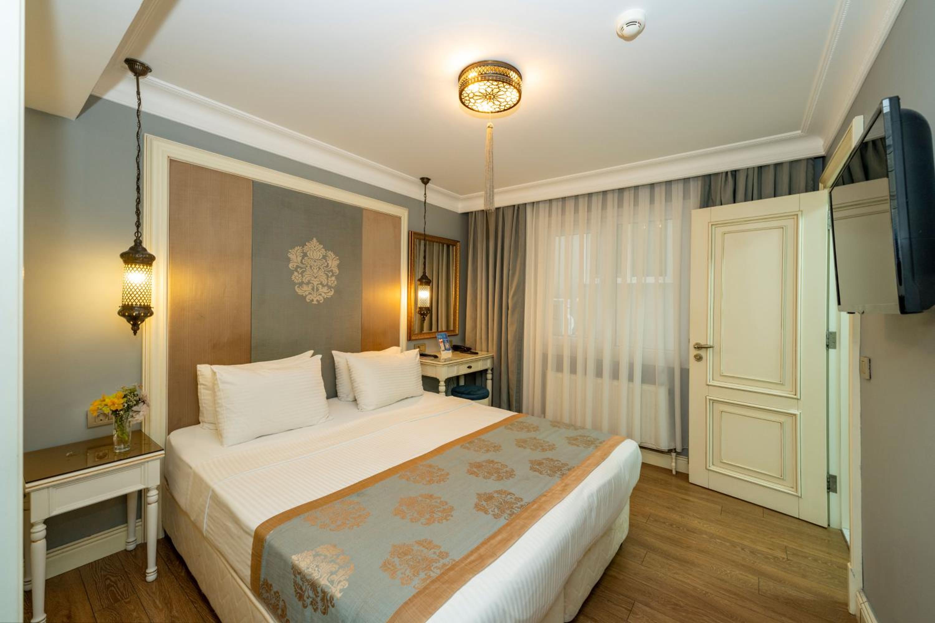 Standard Double Or Twin Room photo 3
