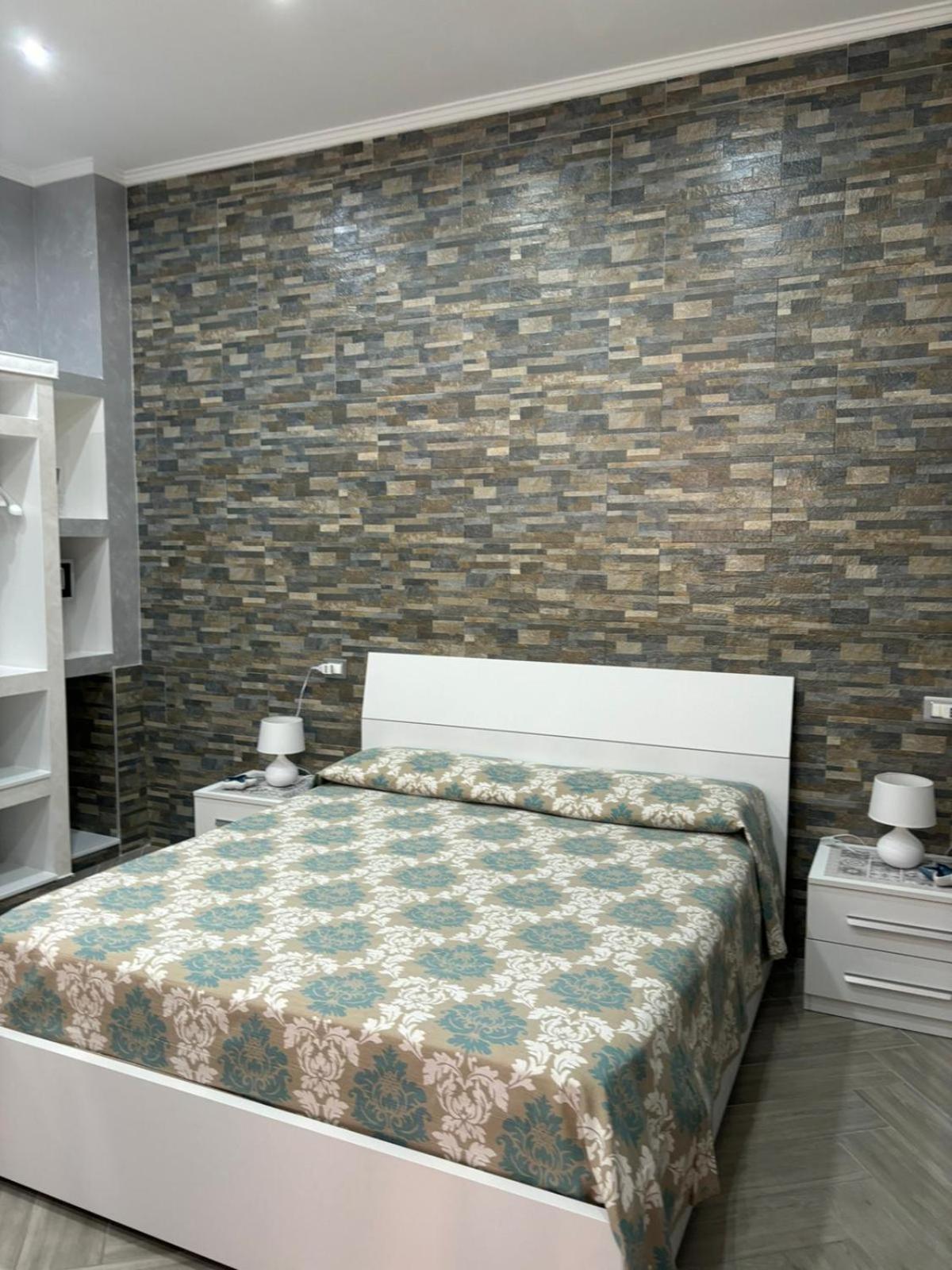 Deluxe Room - Photo 1