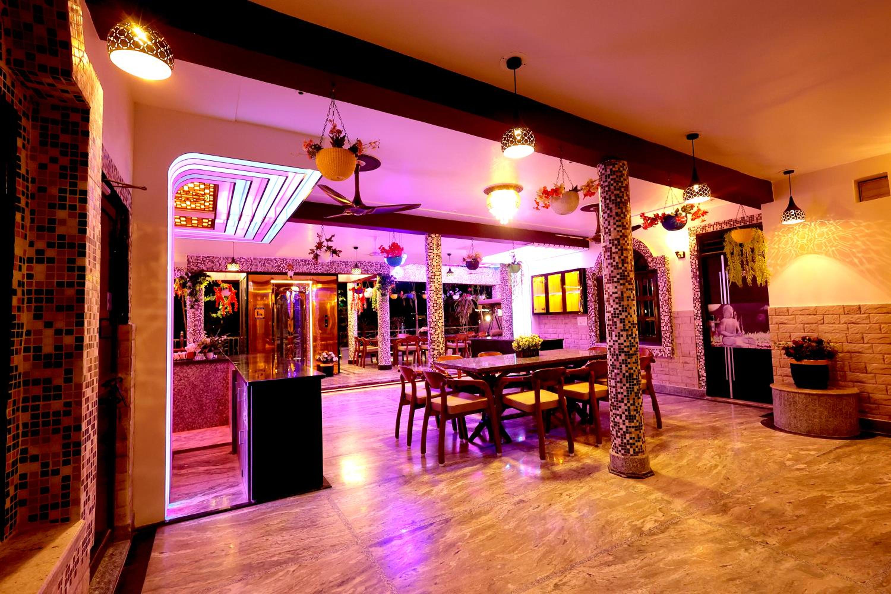 Luxury Quadruple Room - Photo 11