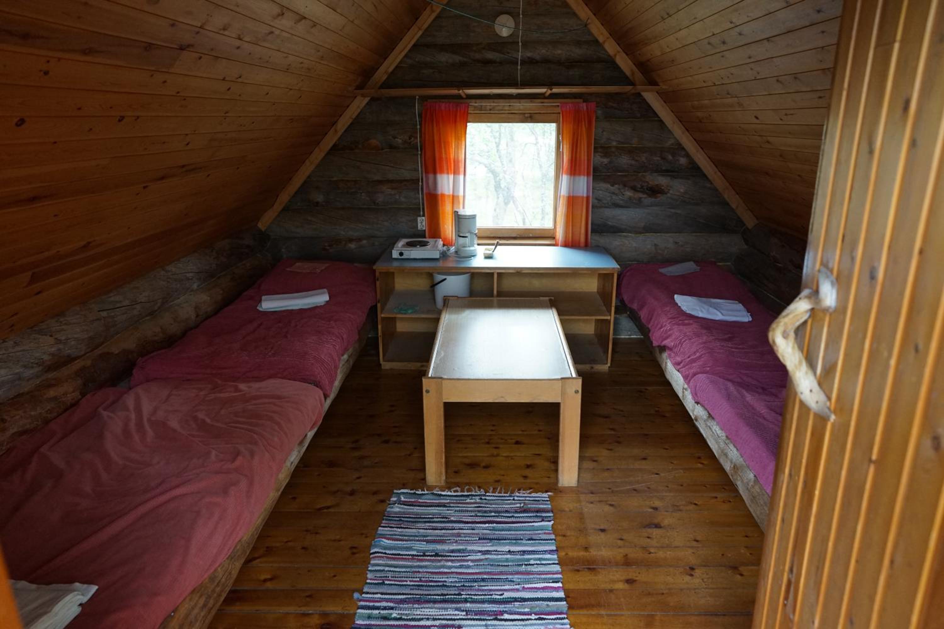 One-Bedroom House photo 1