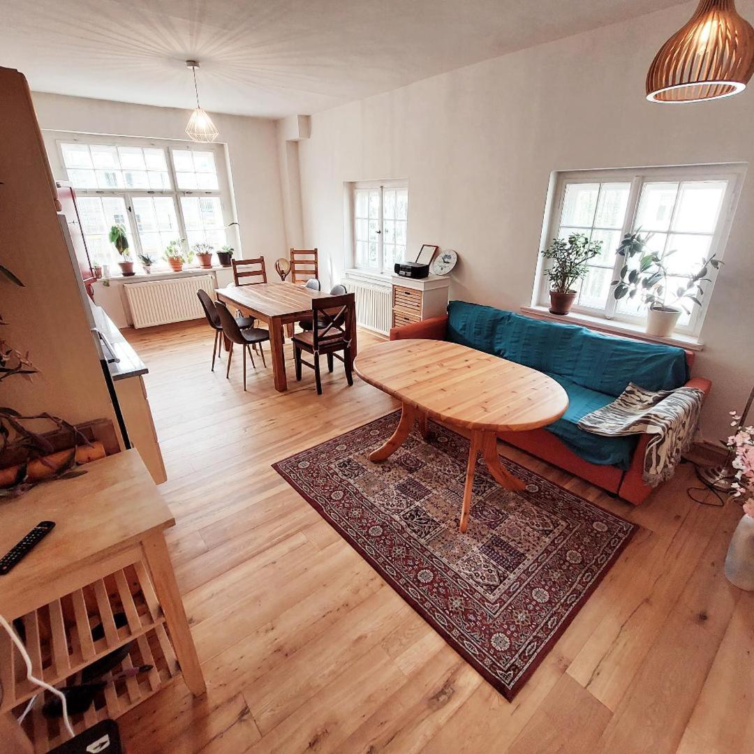 Three-Bedroom Apartment photo 3