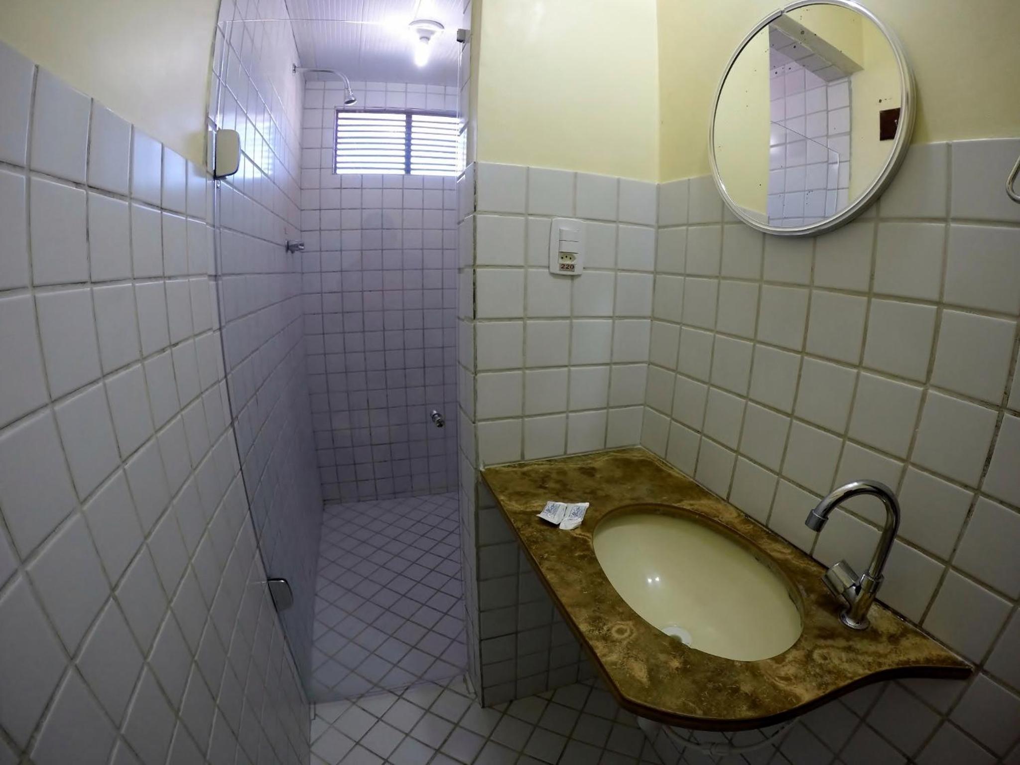 Deluxe Triple Room - Photo 5