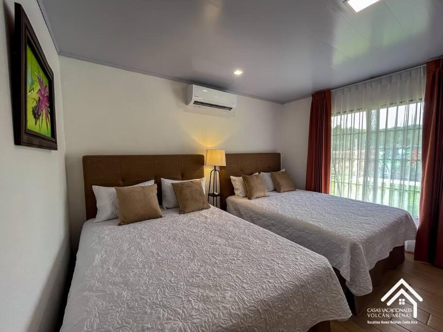 Three-Bedroom House photo 1