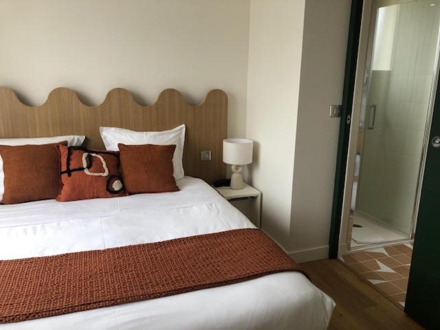 Standard Double Room with Courtyard View - Photo 14