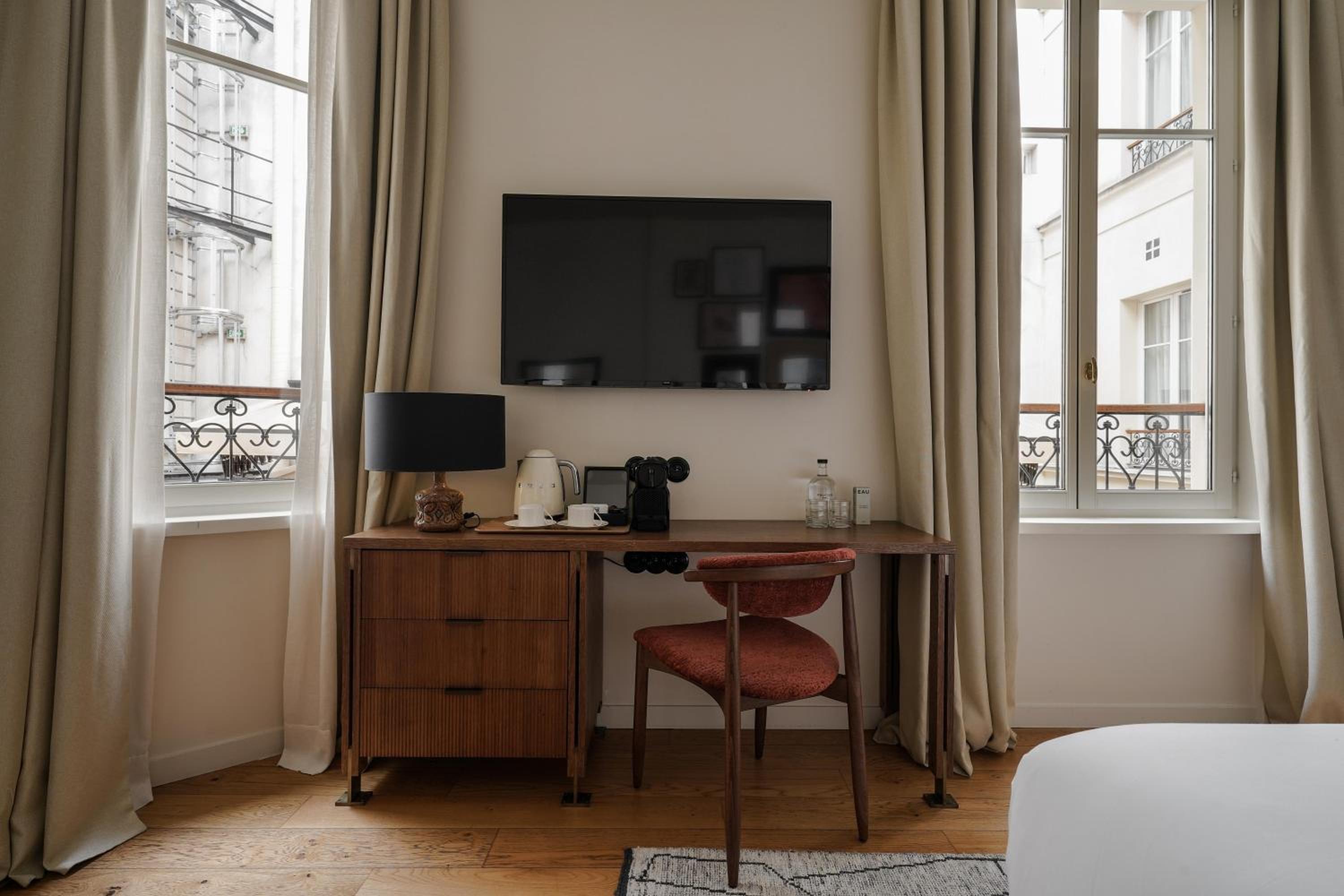 Suite thumbnail 5