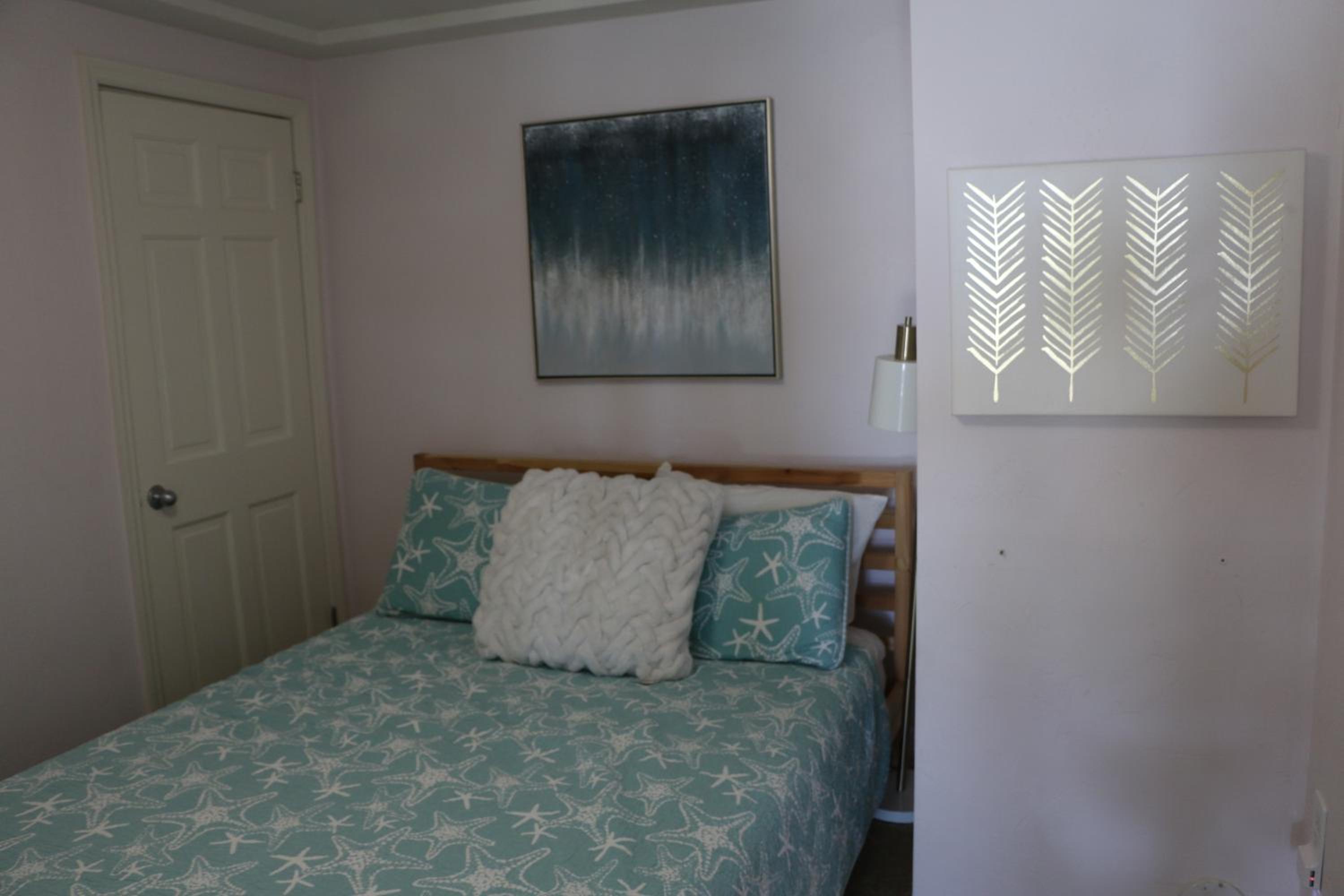 One-Bedroom House photo 1