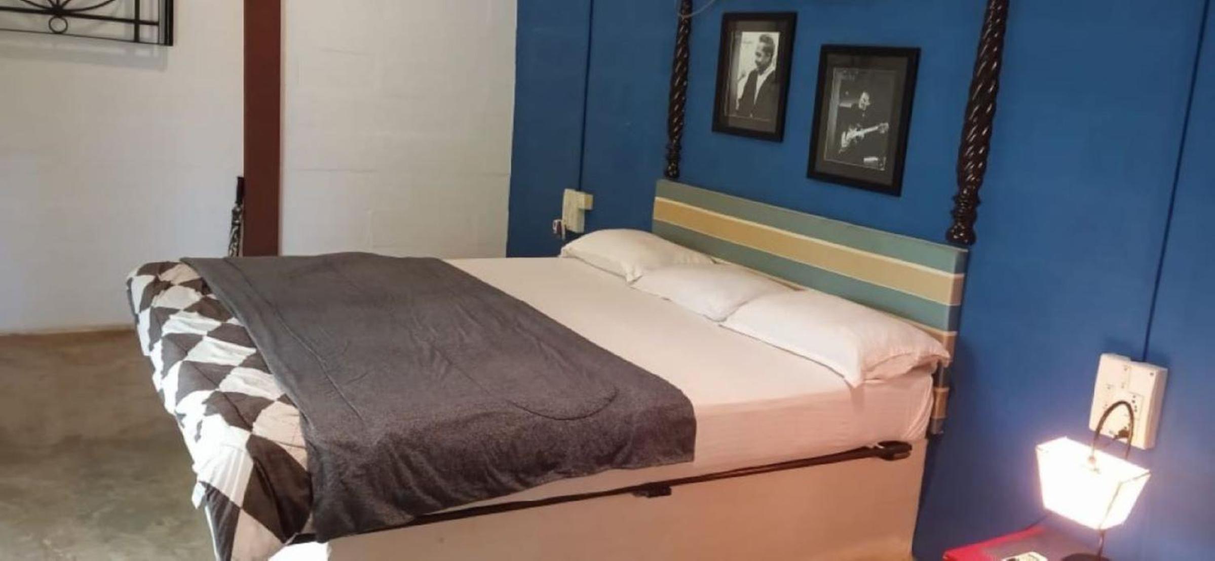 Double Room - Photo 5